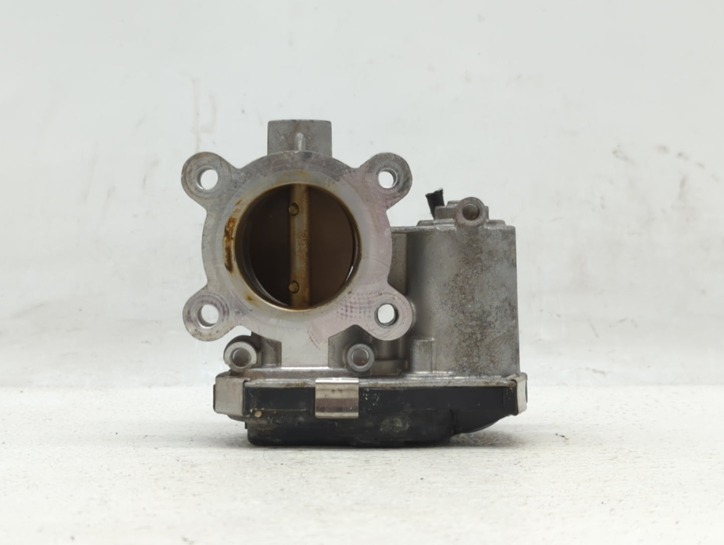 2017-2018 Chevrolet Cruze Throttle Body P/N:12671379AA 52049766 Fits Fits 2017 2018 OEM Used Auto Parts - Oemusedautoparts1.
