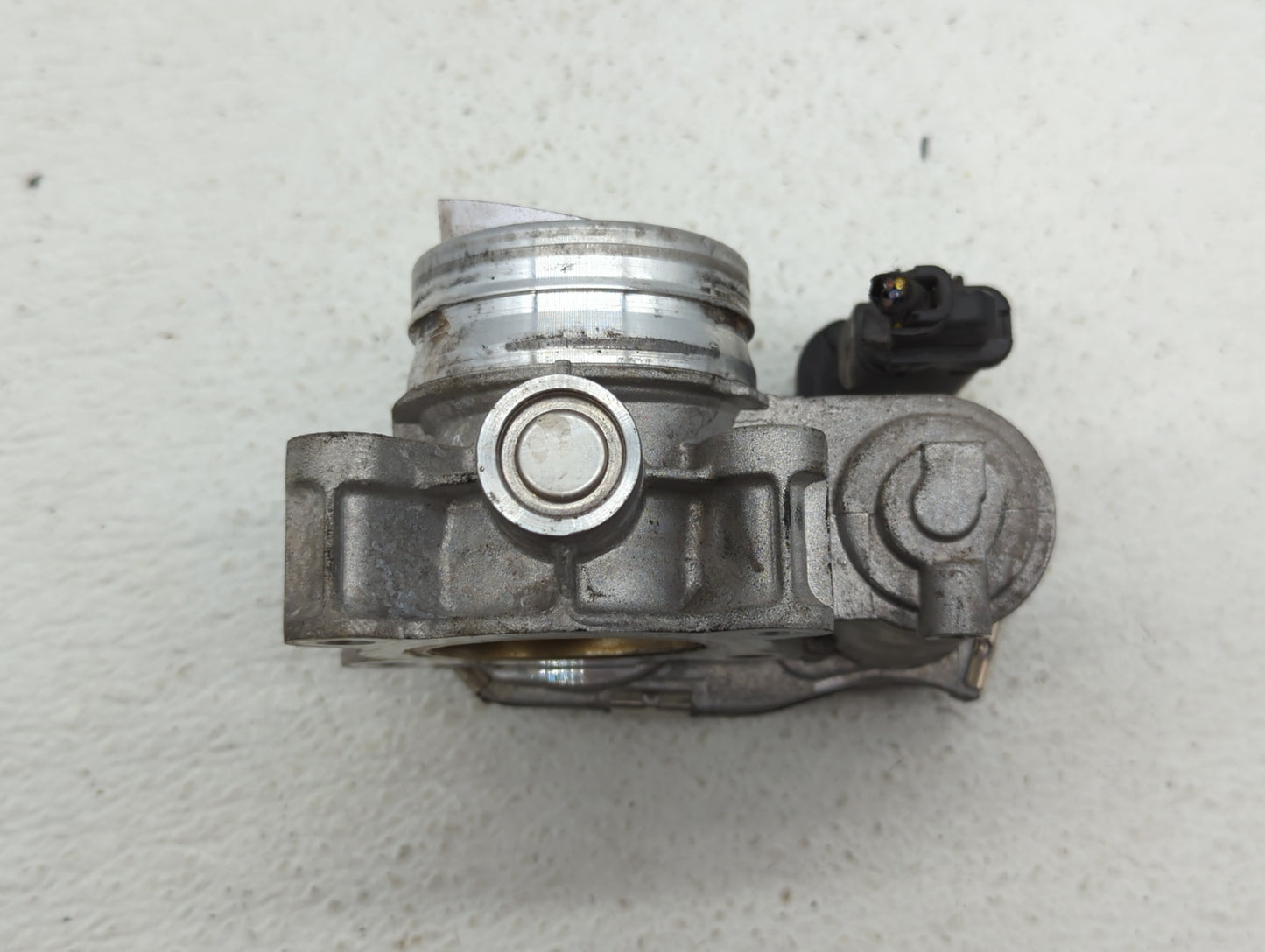 2017-2018 Chevrolet Cruze Throttle Body P/N:12671379AA 52049766 Fits Fits 2017 2018 OEM Used Auto Parts - Oemusedautoparts1.