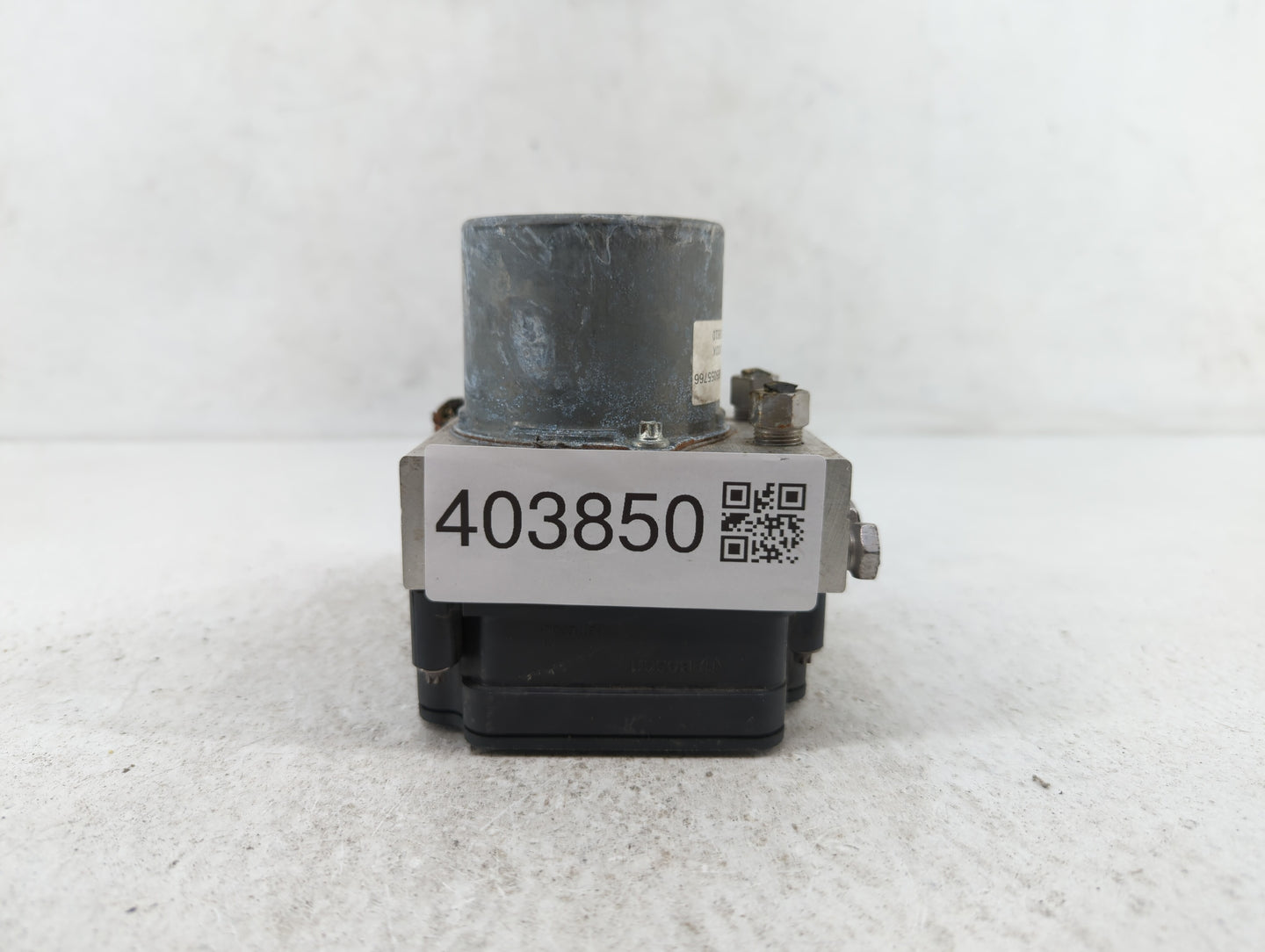 2019 Chevrolet Cruze ABS Pump Control Module Replacement P/N:39126645 Fits OEM Used Auto Parts - Oemusedautoparts1.com