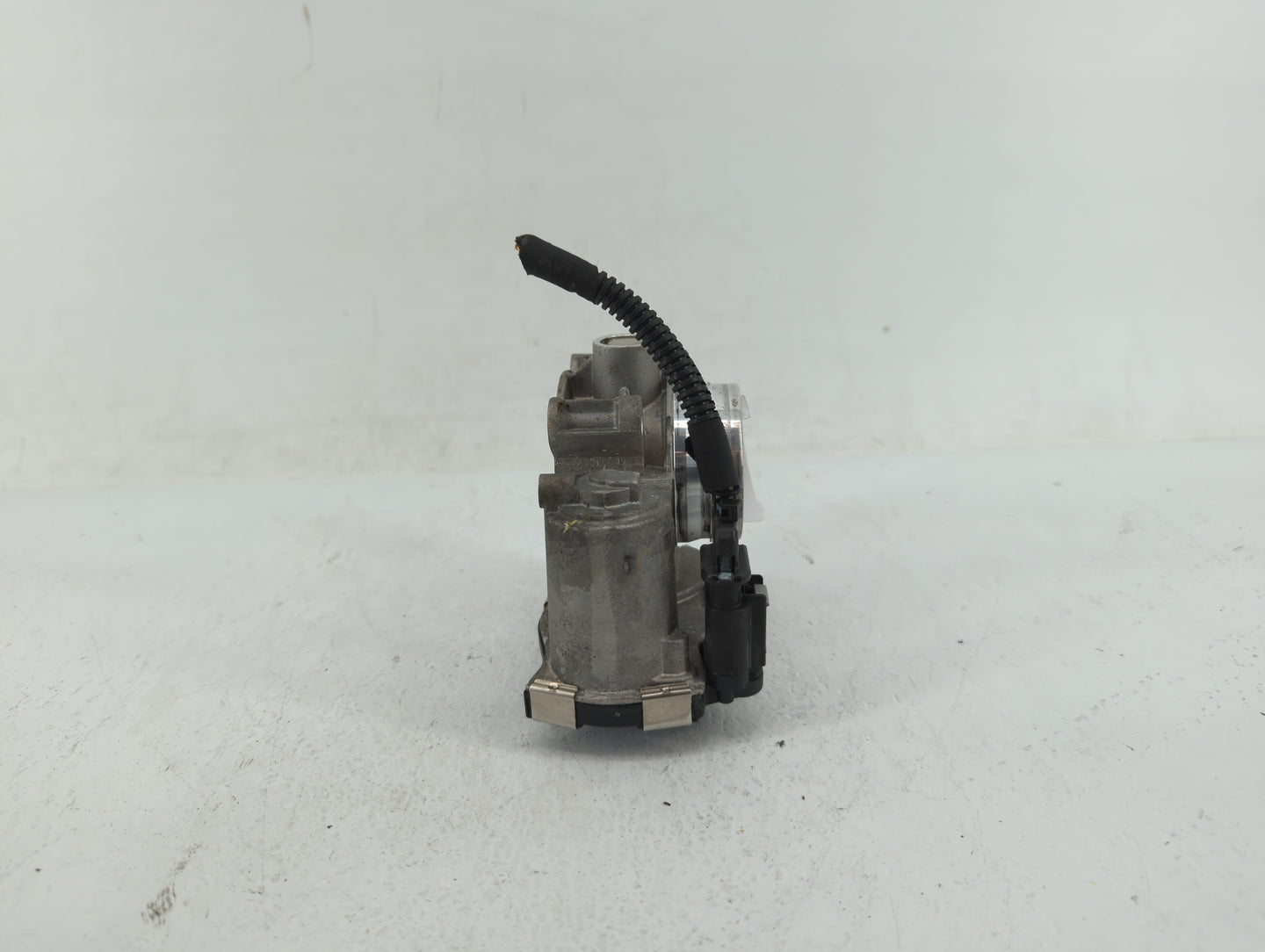 2019 Chevrolet Cruze Throttle Body P/N:12671379AA Fits OEM Used Auto Parts - Oemusedautoparts1.com