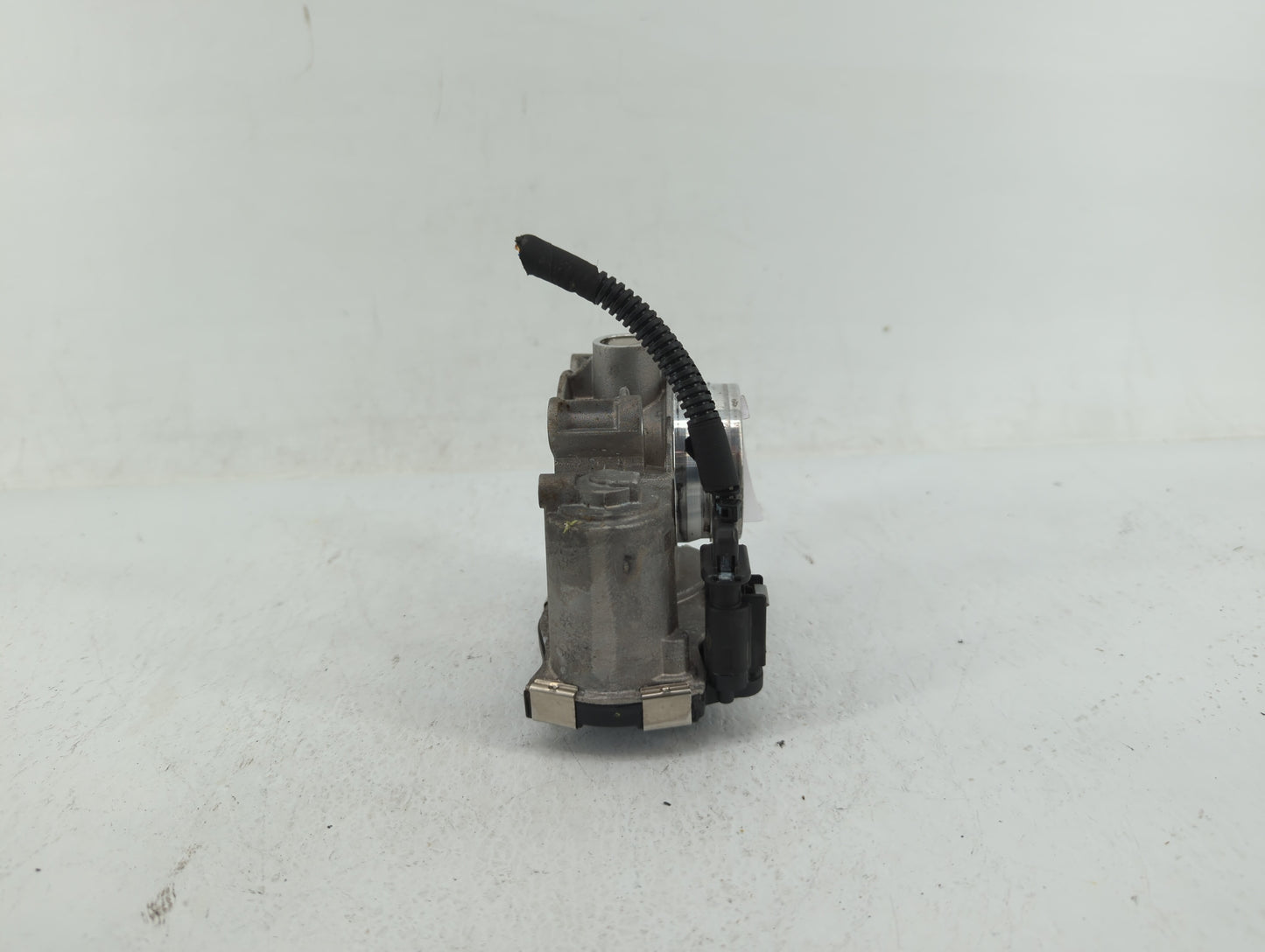 2019 Chevrolet Cruze Throttle Body P/N:12671379AA Fits OEM Used Auto Parts - Oemusedautoparts1.com