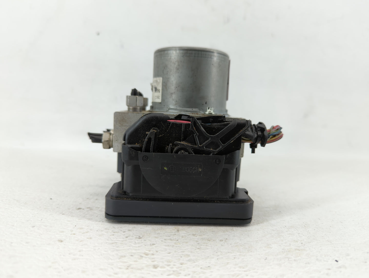 2019 Chevrolet Cruze ABS Pump Control Module Replacement P/N:39126645 Fits OEM Used Auto Parts - Oemusedautoparts1.com