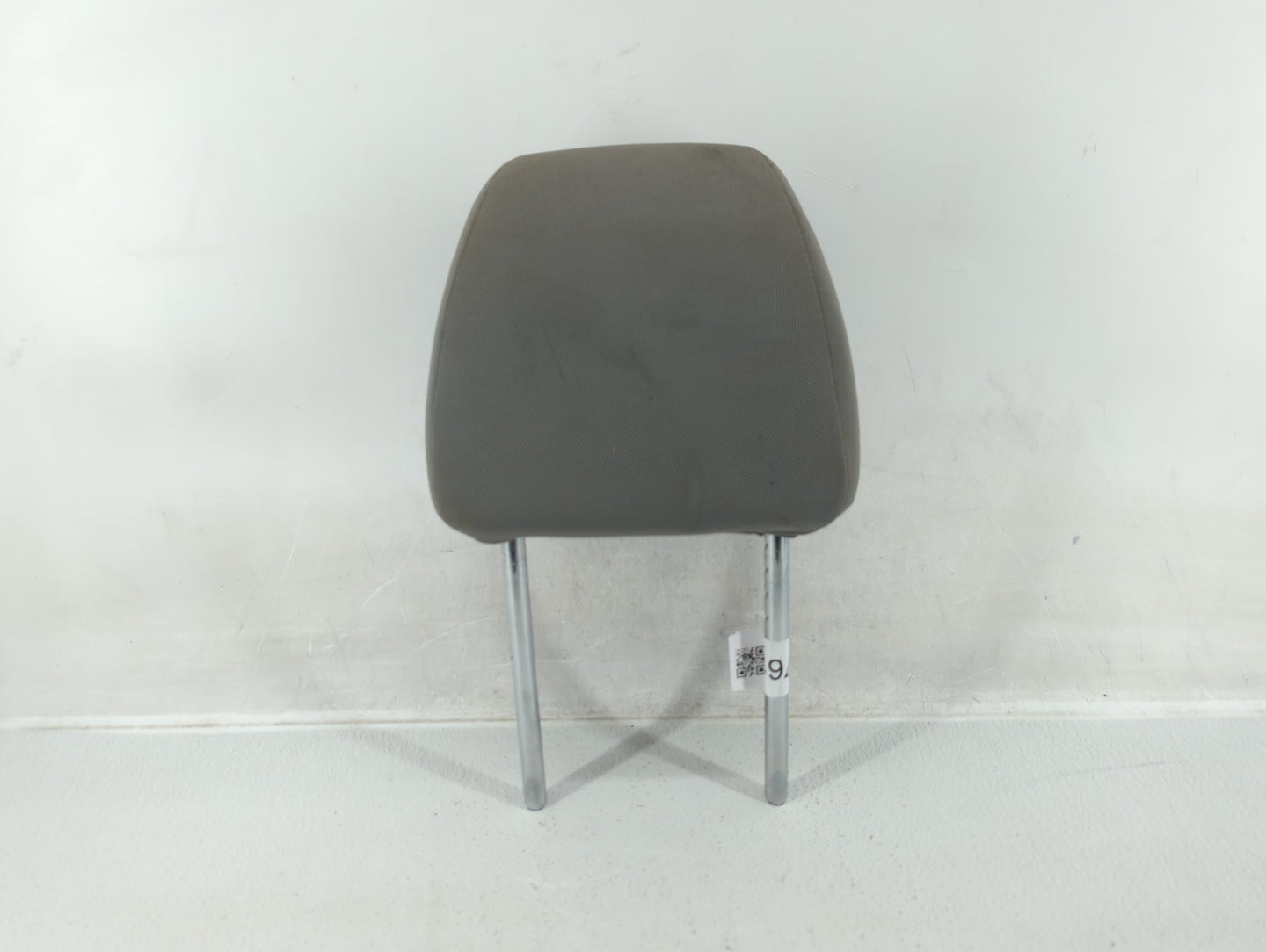 2019-2019 Chevrolet Cruze Headrest Head Rest Front Driver Passenger Seat - Oemusedautoparts1.com