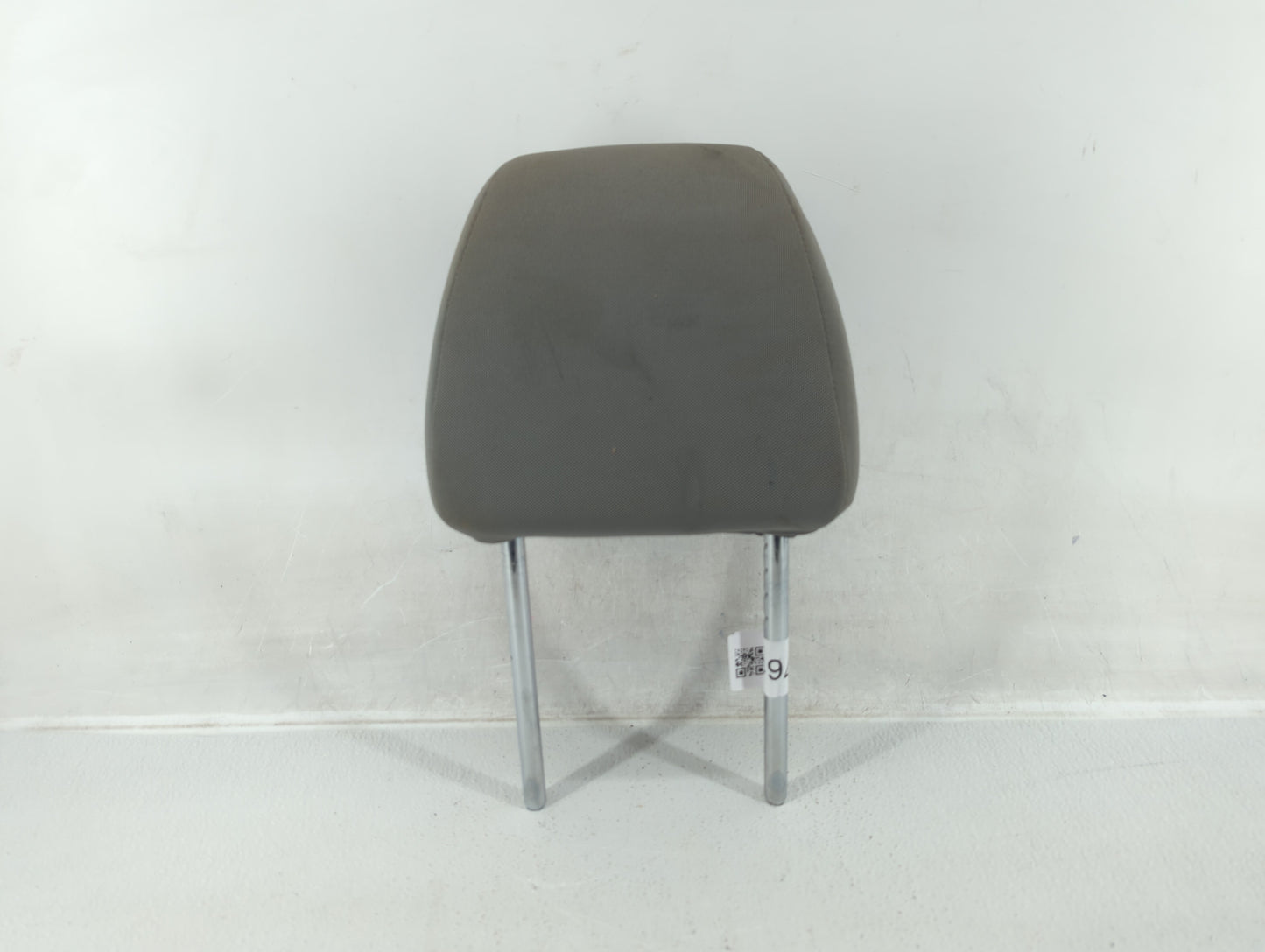 2019-2019 Chevrolet Cruze Headrest Head Rest Front Driver Passenger Seat - Oemusedautoparts1.com