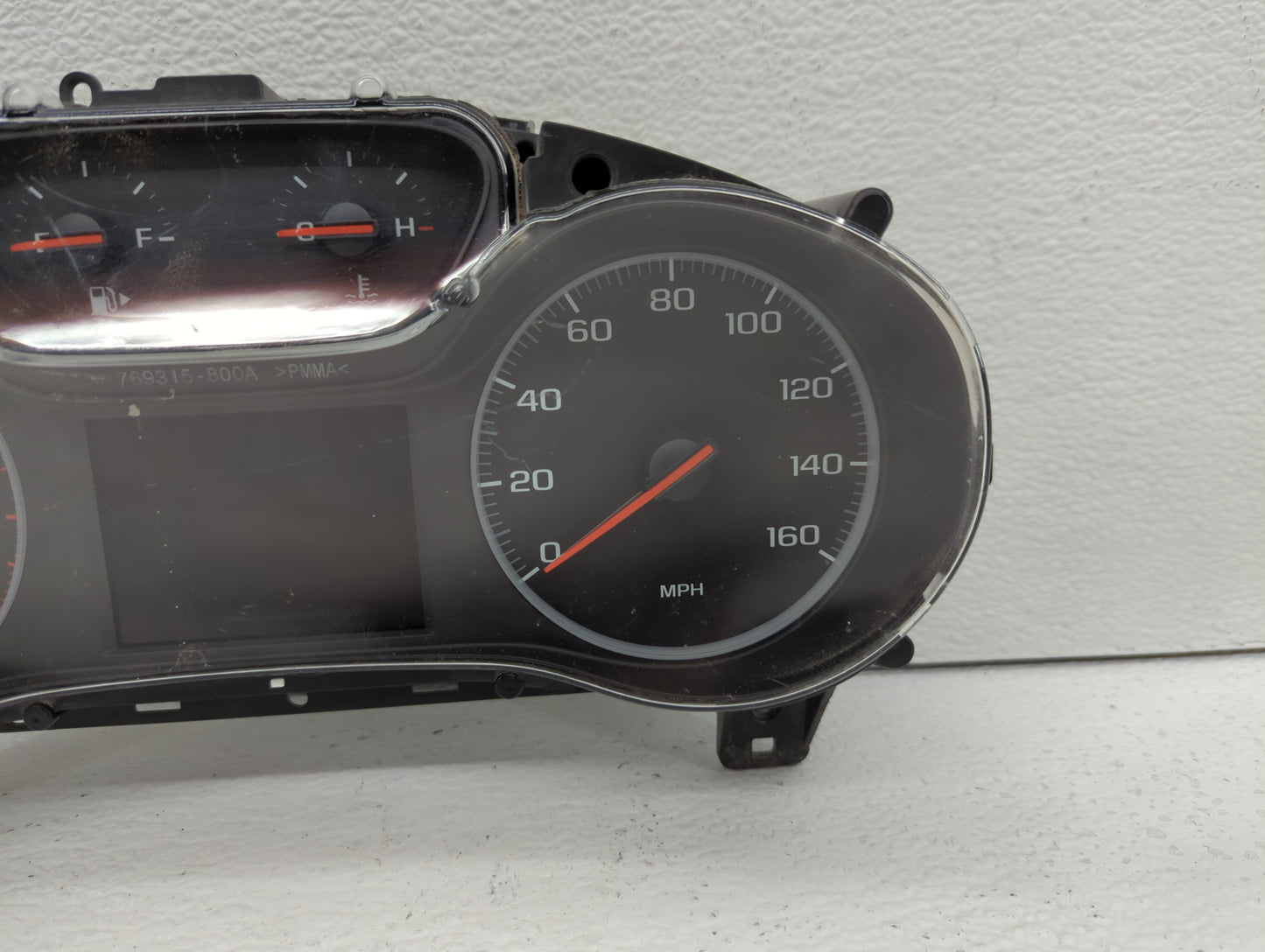 2019 Chevrolet Cruze Instrument Cluster Speedometer Gauges P/N:42686941 Fits OEM Used Auto Parts - Oemusedautoparts1.com
