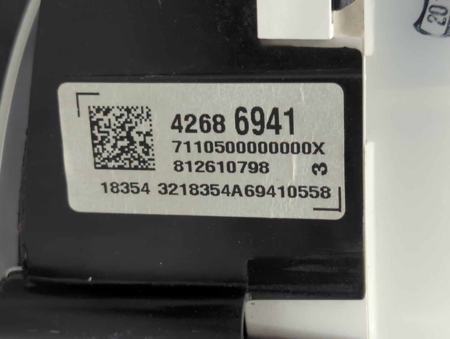 2019 Chevrolet Cruze Instrument Cluster Speedometer Gauges P/N:42686941 Fits OEM Used Auto Parts - Oemusedautoparts1.com