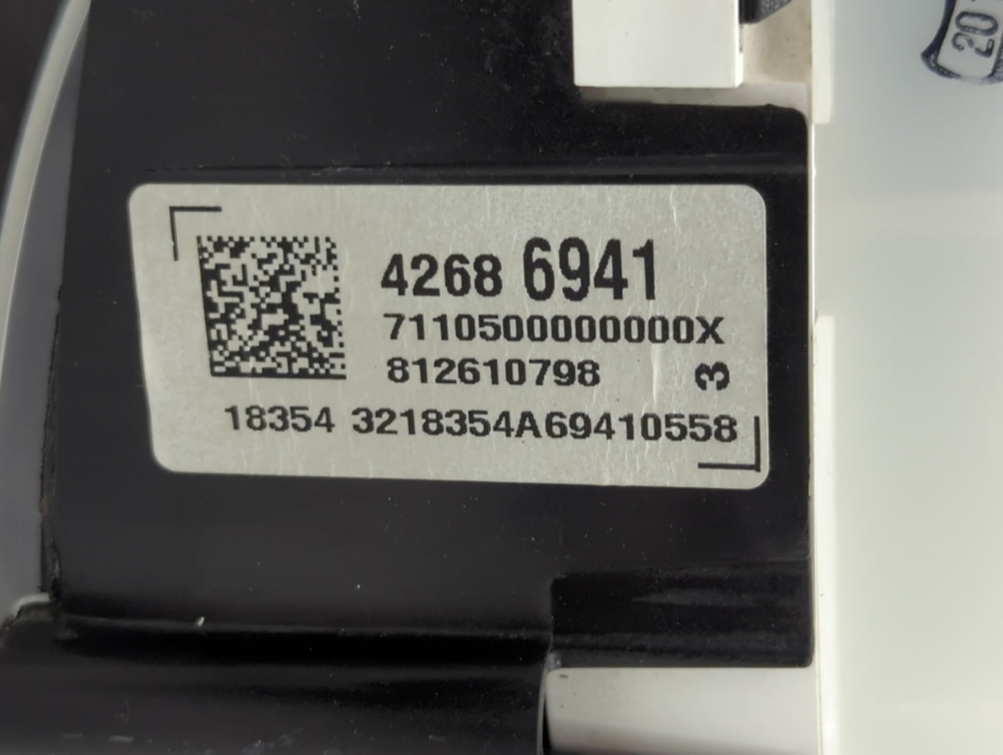 2019 Chevrolet Cruze Instrument Cluster Speedometer Gauges P/N:42686941 Fits OEM Used Auto Parts - Oemusedautoparts1.com