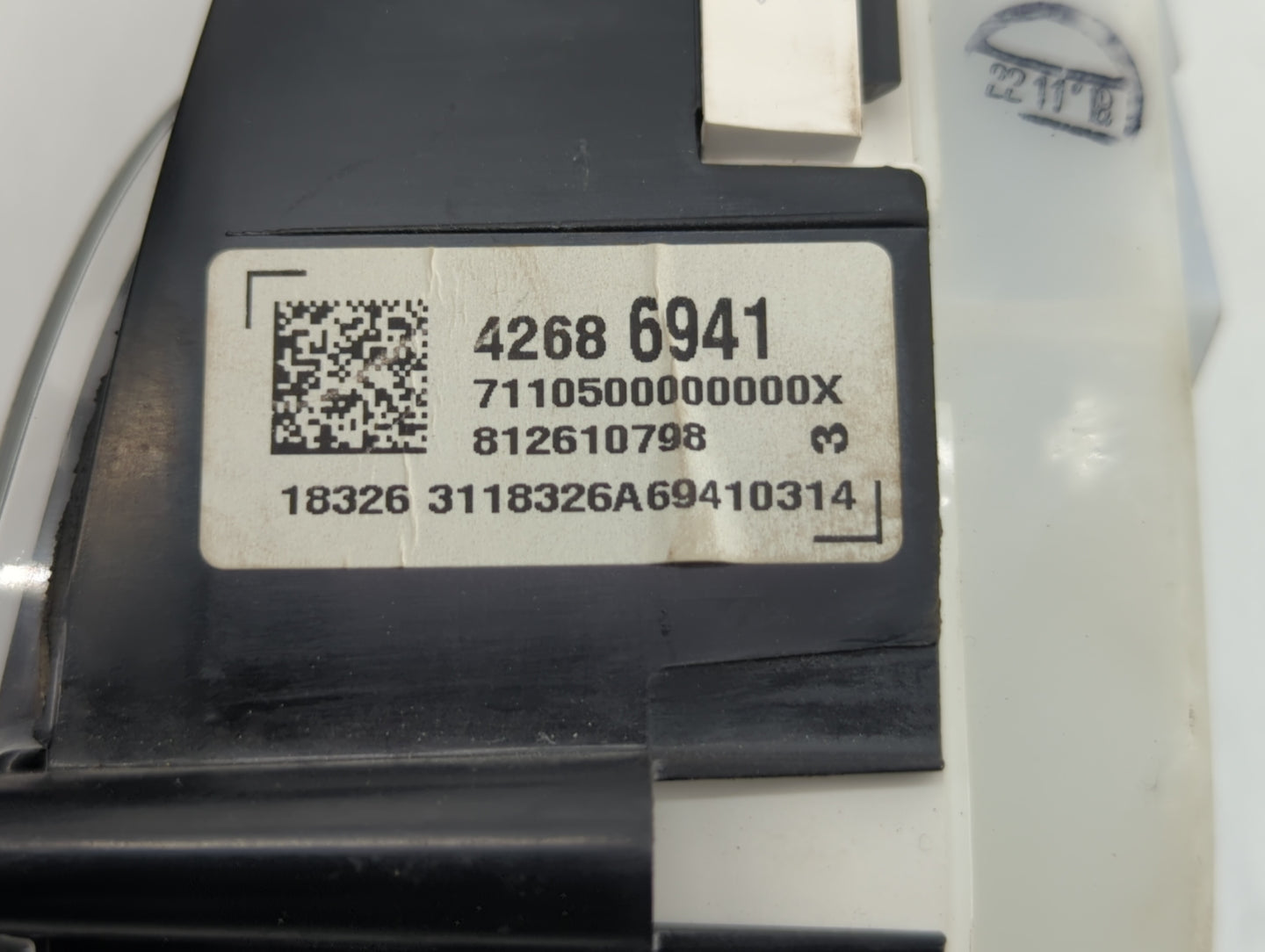 2019 Chevrolet Cruze Instrument Cluster Speedometer Gauges P/N:42686941 Fits OEM Used Auto Parts - Oemusedautoparts1.com