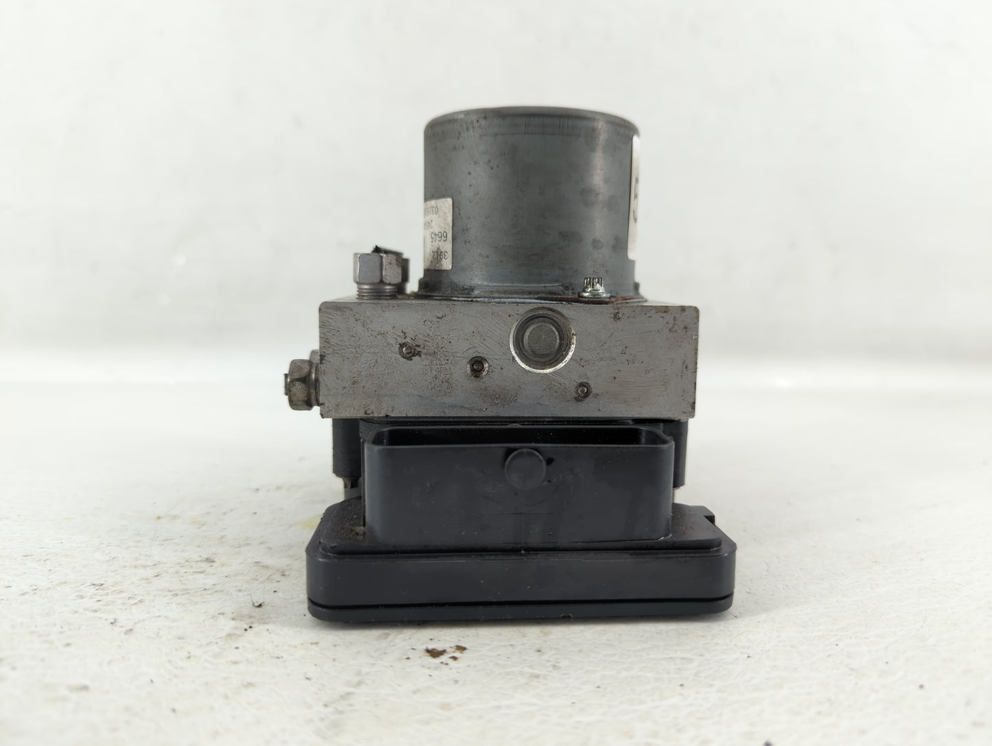 2019 Chevrolet Cruze ABS Pump Control Module Replacement P/N:39126645 Fits OEM Used Auto Parts - Oemusedautoparts1.com