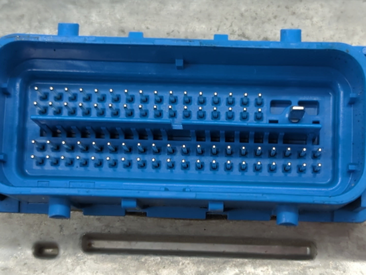 2017-2019 Chevrolet Cruze PCM Engine Control Computer ECU ECM PCU OEM P/N:12696201 Fits Fits 2017 2018 2019 2020 2021 2022 O