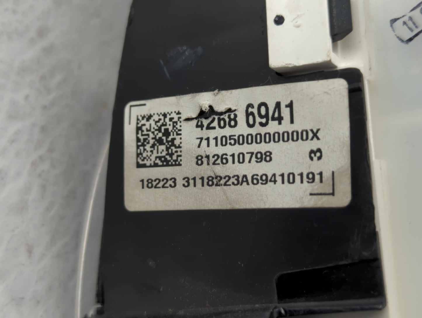 2019 Chevrolet Cruze Instrument Cluster Speedometer Gauges P/N:42686941 Fits OEM Used Auto Parts - Oemusedautoparts1.com