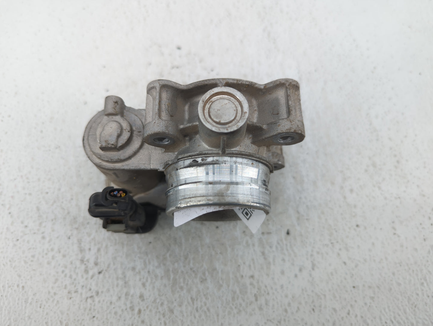 2017-2019 Chevrolet Cruze Throttle Body P/N:12671379AA Fits Fits 2016 2017 2018 2019 2020 2021 2022 OEM Used Auto Parts - Oe