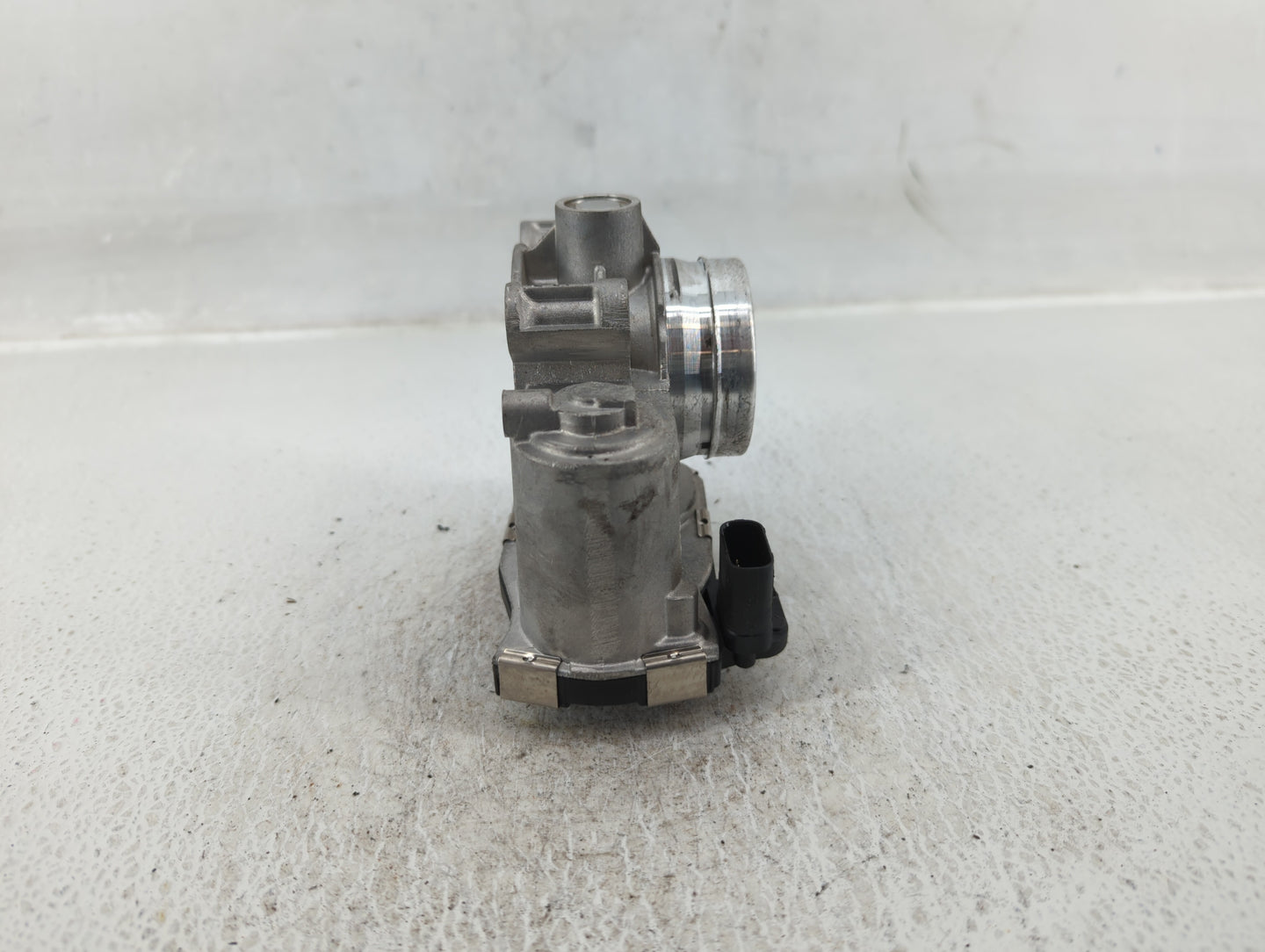 2019 Chevrolet Cruze Throttle Body P/N:12671379AA Fits OEM Used Auto Parts - Oemusedautoparts1.com