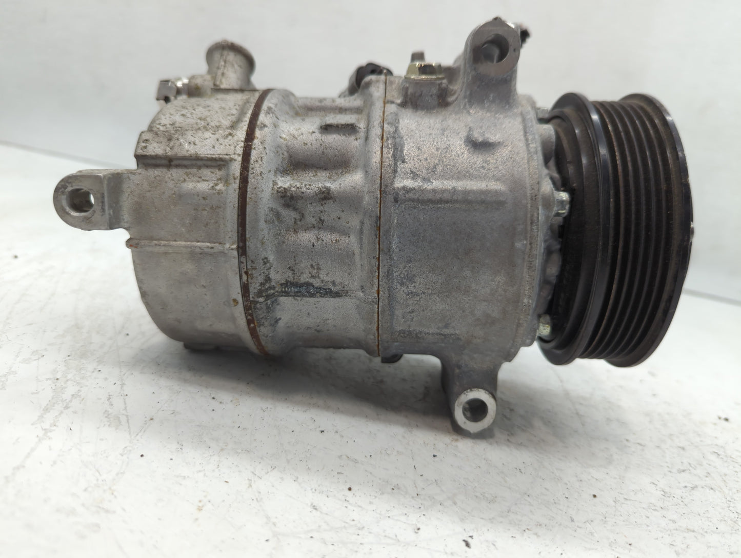 2019-2019 Chevrolet Cruze Air Conditioning A/c Ac Compressor Oem - Oemusedautoparts1.com