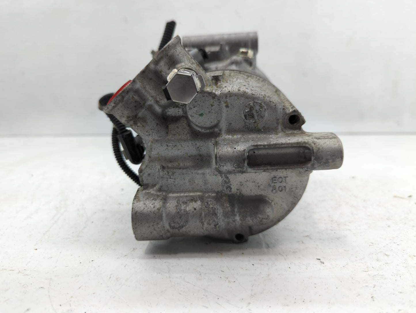 2019-2019 Chevrolet Cruze Air Conditioning A/c Ac Compressor Oem - Oemusedautoparts1.com