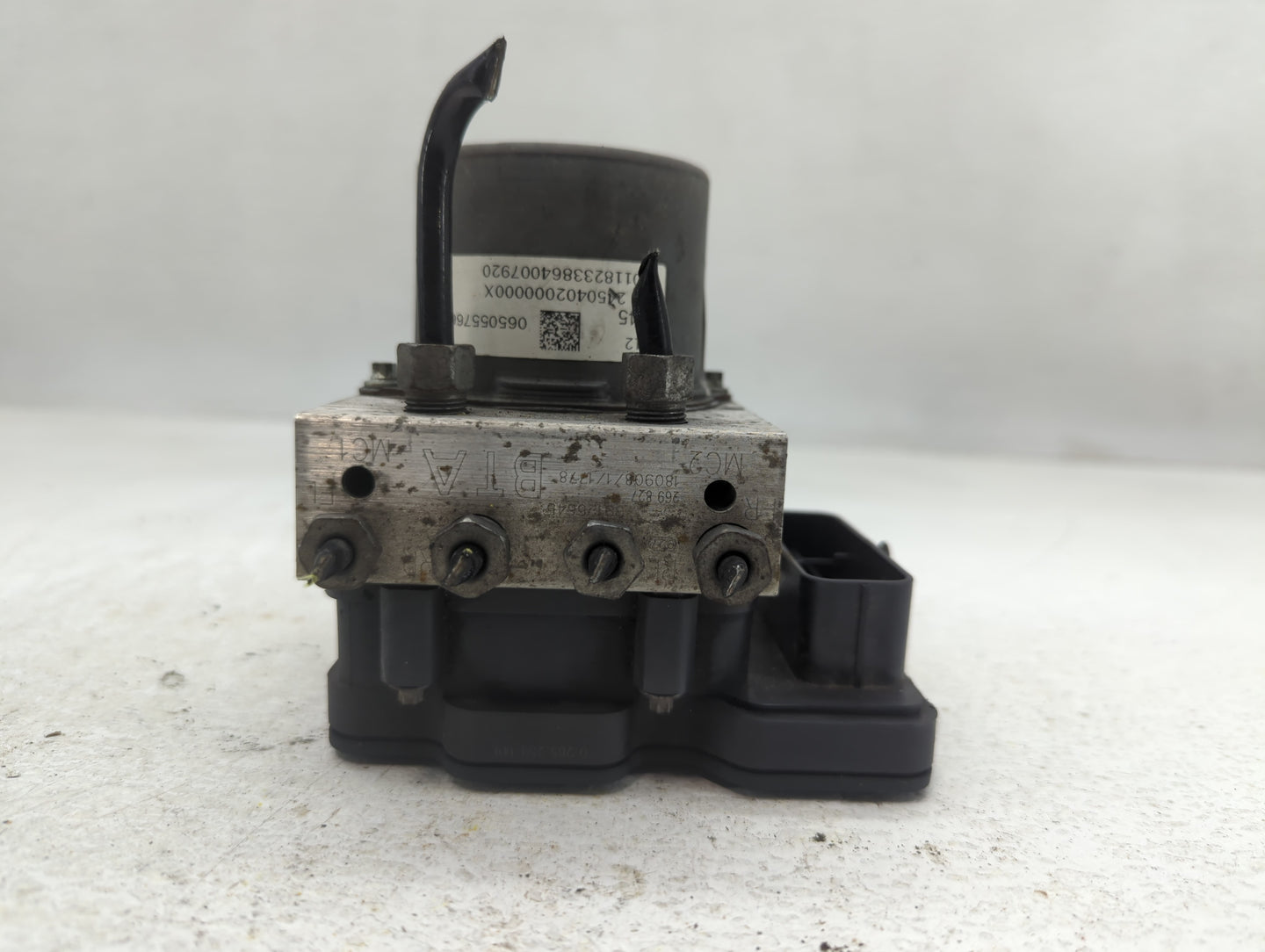 2019 Chevrolet Cruze ABS Pump Control Module Replacement P/N:39126645 Fits OEM Used Auto Parts - Oemusedautoparts1.com