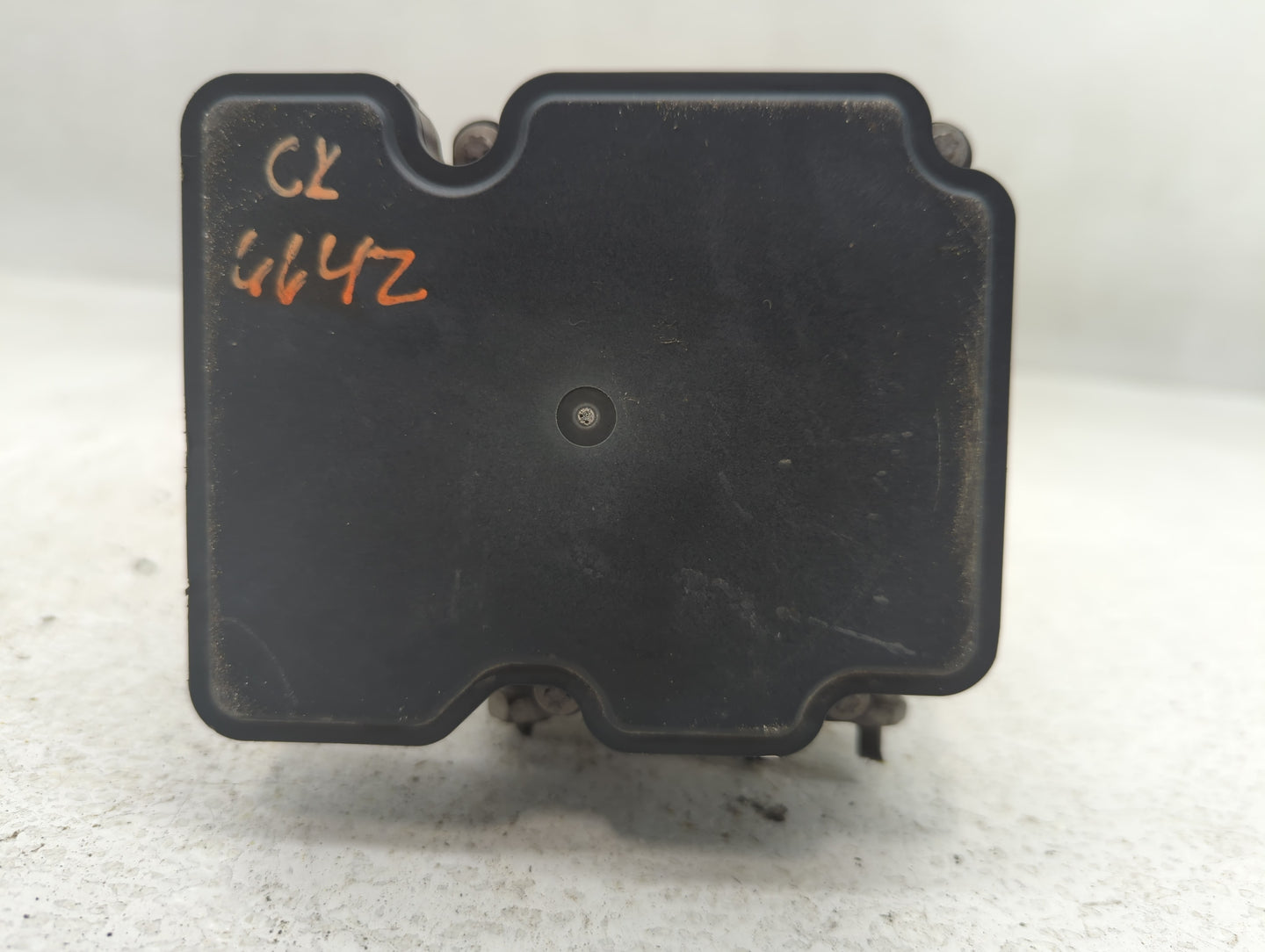 2019 Chevrolet Cruze ABS Pump Control Module Replacement P/N:39126645 Fits OEM Used Auto Parts - Oemusedautoparts1.com