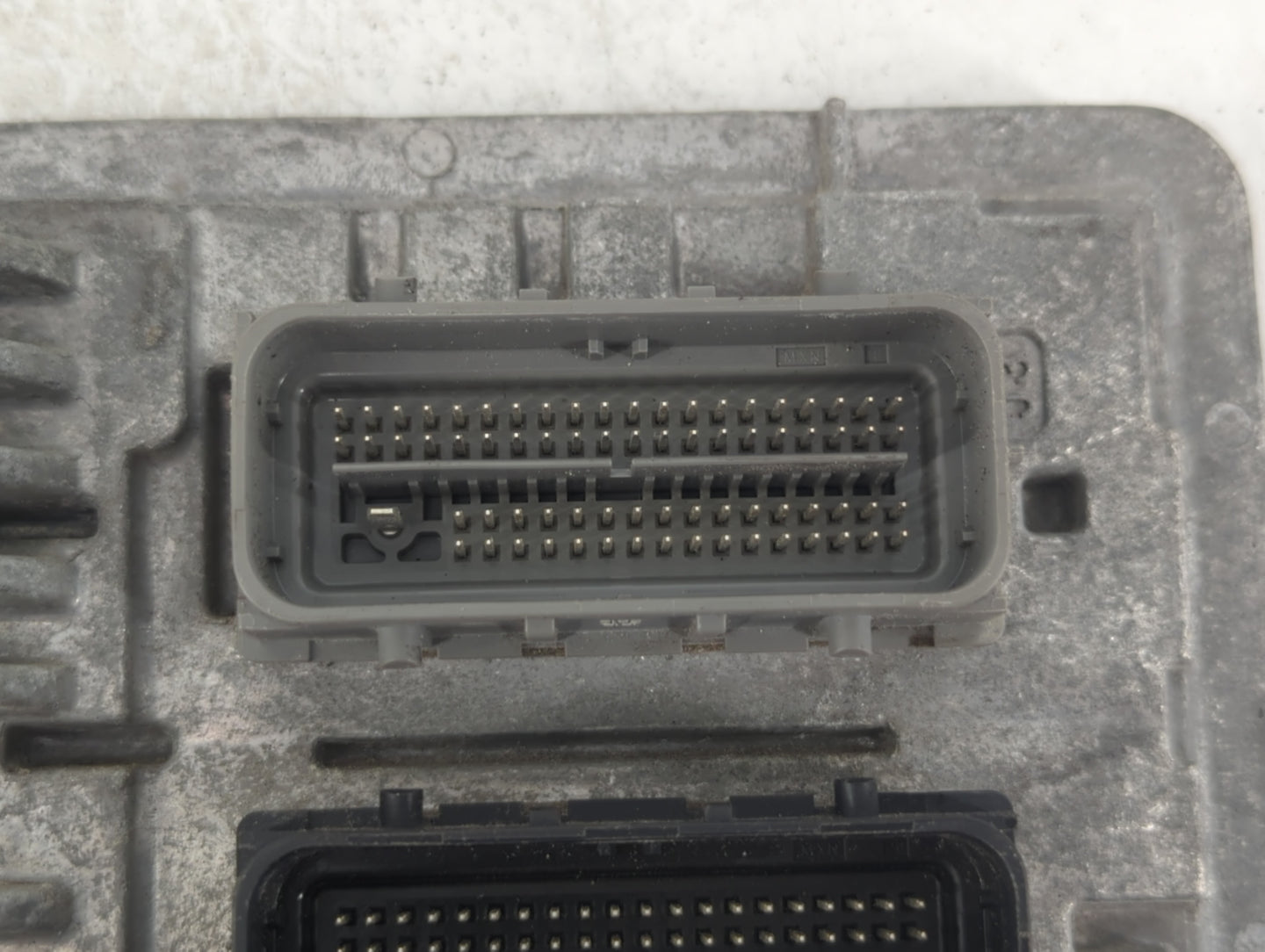 2017-2019 Chevrolet Cruze PCM Engine Control Computer ECU ECM PCU OEM P/N:12696201 Fits Fits 2017 2018 2019 2020 2021 2022 O