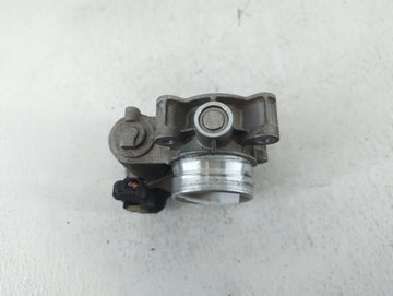 2017-2019 Chevrolet Cruze Throttle Body P/N:12671379AA Fits Fits 2016 2017 2018 2019 2020 2021 2022 OEM Used Auto Parts