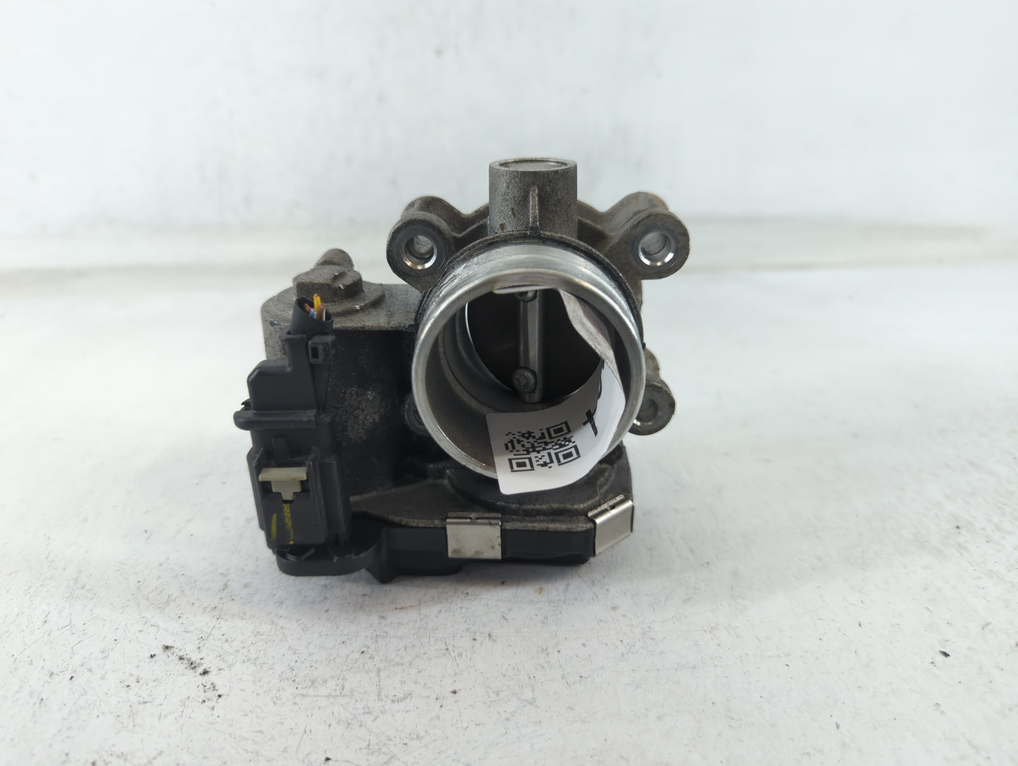 2017-2019 Chevrolet Cruze Throttle Body P/N:12671379AA Fits Fits 2016 2017 2018 2019 2020 2021 2022 OEM Used Auto Parts - Oe