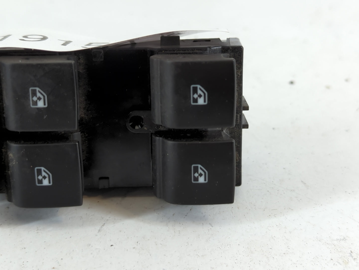 2016-2019 Chevrolet Cruze Master Power Window Switch Replacement Driver Side Left P/N:8209N34 321952 Fits Fits 2016 2017 201