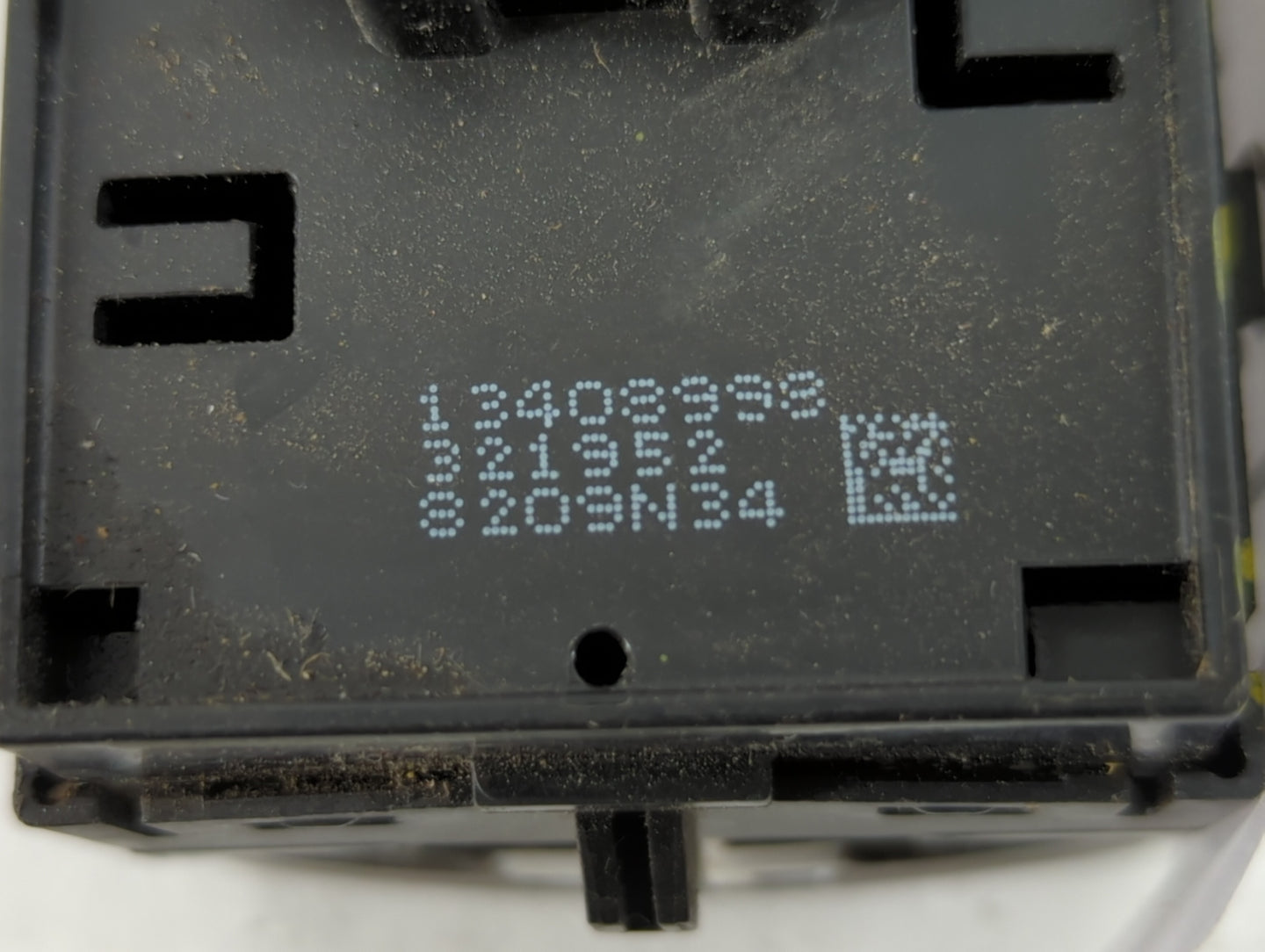 2016-2019 Chevrolet Cruze Master Power Window Switch Replacement Driver Side Left P/N:8209N34 321952 Fits Fits 2016 2017 201