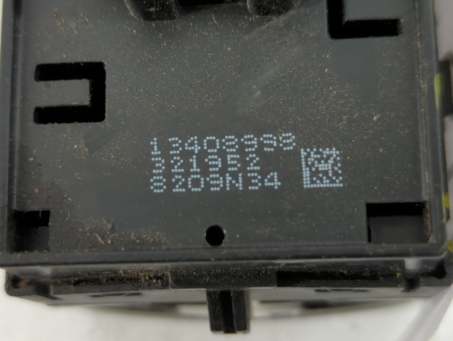 2016-2019 Chevrolet Cruze Master Power Window Switch Replacement Driver Side Left P/N:8209N34 321952 Fits Fits 2016 2017 201