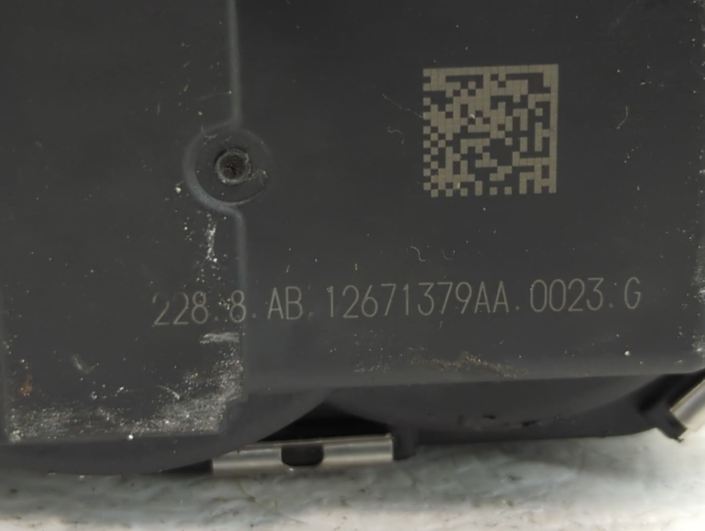 2017-2019 Chevrolet Cruze Throttle Body P/N:12671379AA Fits Fits 2016 2017 2018 2019 2020 2021 2022 OEM Used Auto Parts - Oe