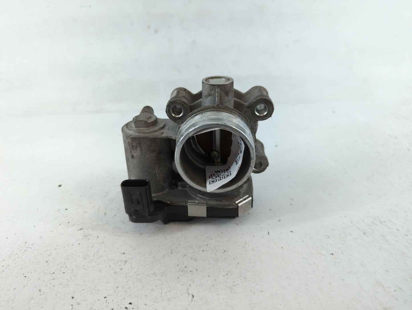 2017-2019 Chevrolet Cruze Throttle Body P/N:12671379AA Fits Fits 2016 2017 2018 2019 2020 2021 2022 OEM Used Auto Parts - Oe