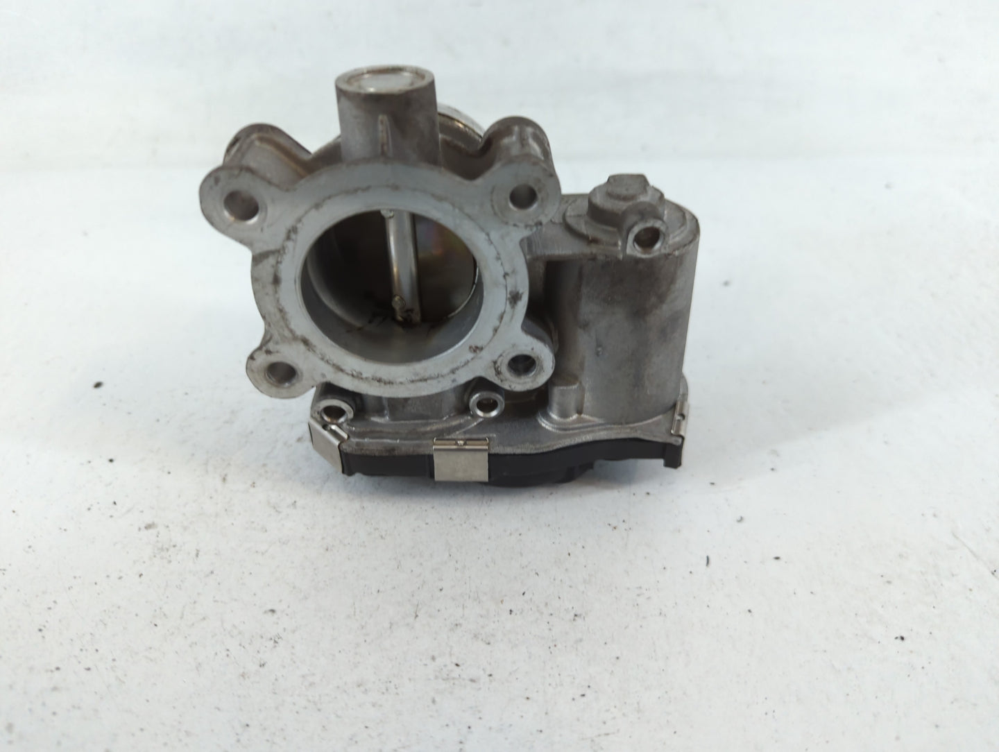 2017-2019 Chevrolet Cruze Throttle Body P/N:12671379AA Fits Fits 2016 2017 2018 2019 2020 2021 2022 OEM Used Auto Parts - Oe