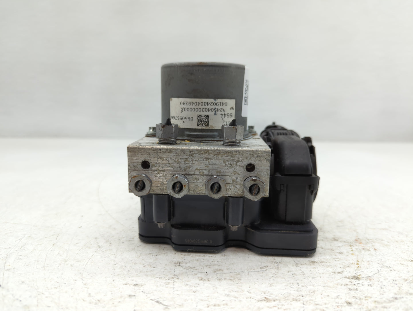 2019 Chevrolet Cruze ABS Pump Control Module Replacement P/N:39126644 Fits OEM Used Auto Parts - Oemusedautoparts1.com