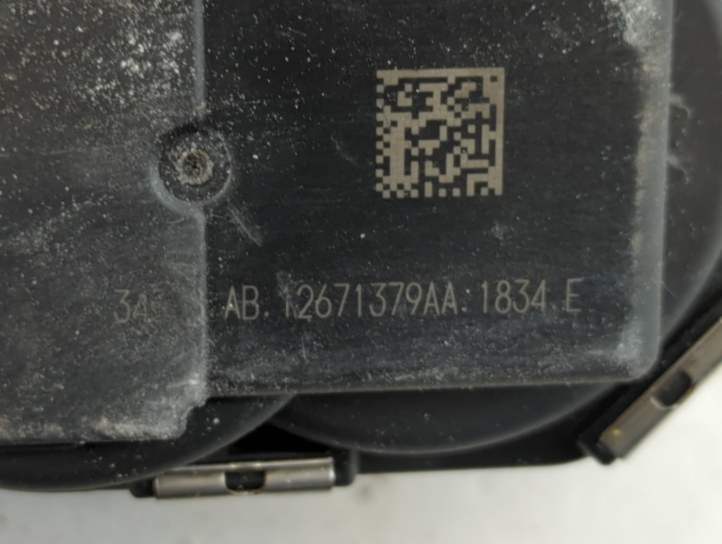 2017-2019 Chevrolet Cruze Throttle Body P/N:12671379AA Fits Fits 2016 2017 2018 2019 2020 2021 2022 OEM Used Auto Parts - Oe