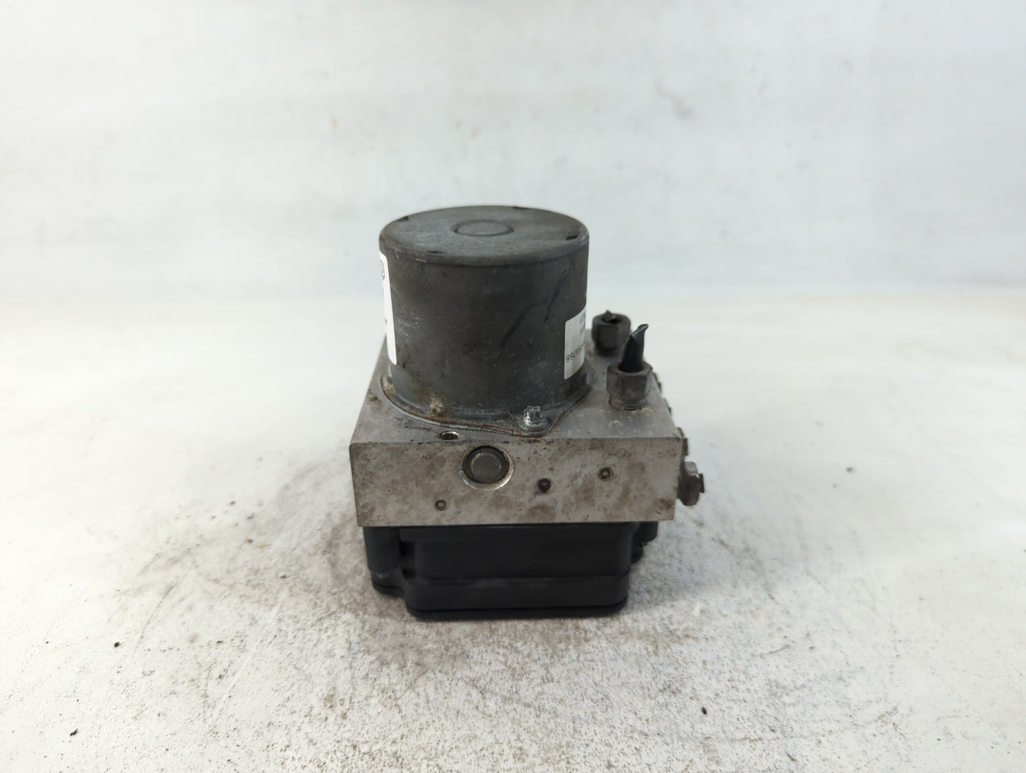 2019 Chevrolet Cruze ABS Pump Control Module Replacement P/N:065055766 24504020000, 3912 6645 Fits OEM Used Auto Parts - Oem