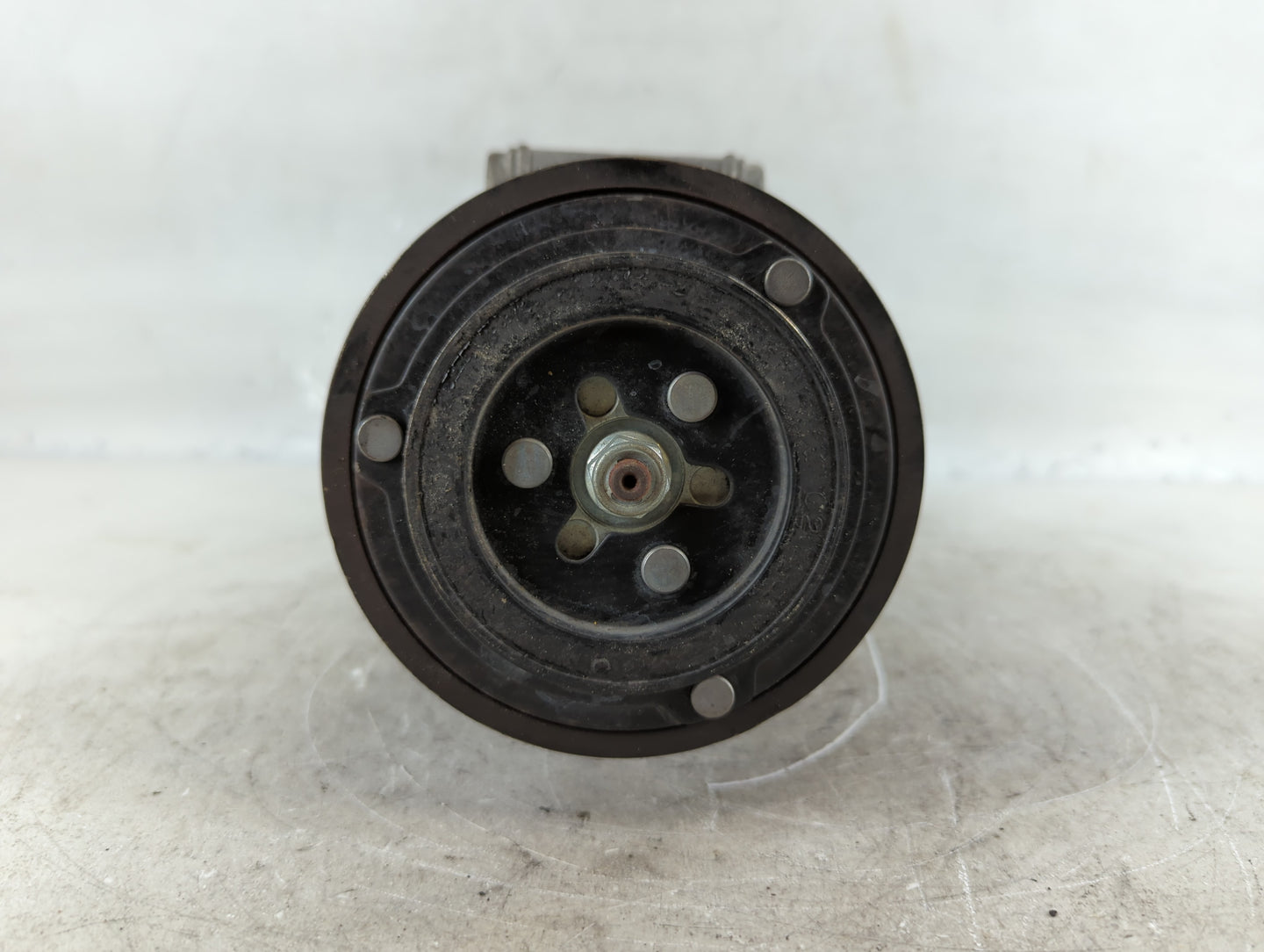 2019-2019 Chevrolet Cruze Air Conditioning A/c Ac Compressor Oem - Oemusedautoparts1.com