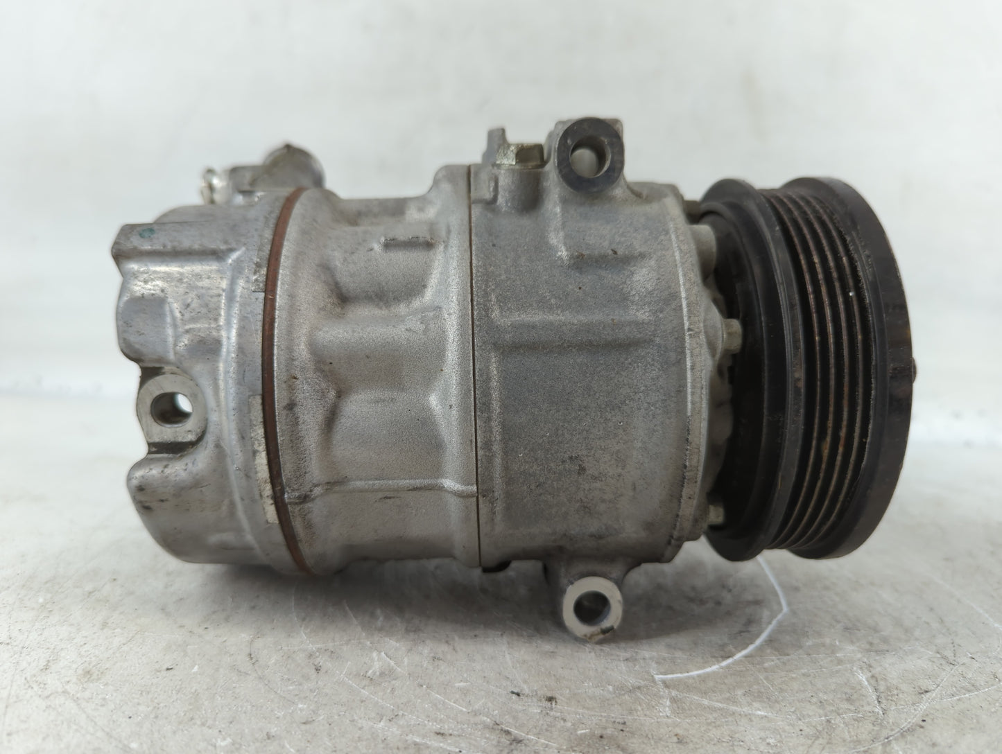2019-2019 Chevrolet Cruze Air Conditioning A/c Ac Compressor Oem - Oemusedautoparts1.com