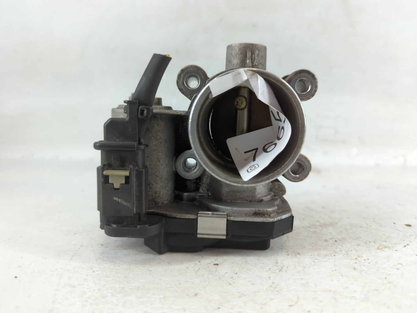 2017-2019 Chevrolet Cruze Throttle Body P/N:12671379AA Fits Fits 2016 2017 2018 2019 2020 2021 2022 OEM Used Auto Parts - Oe