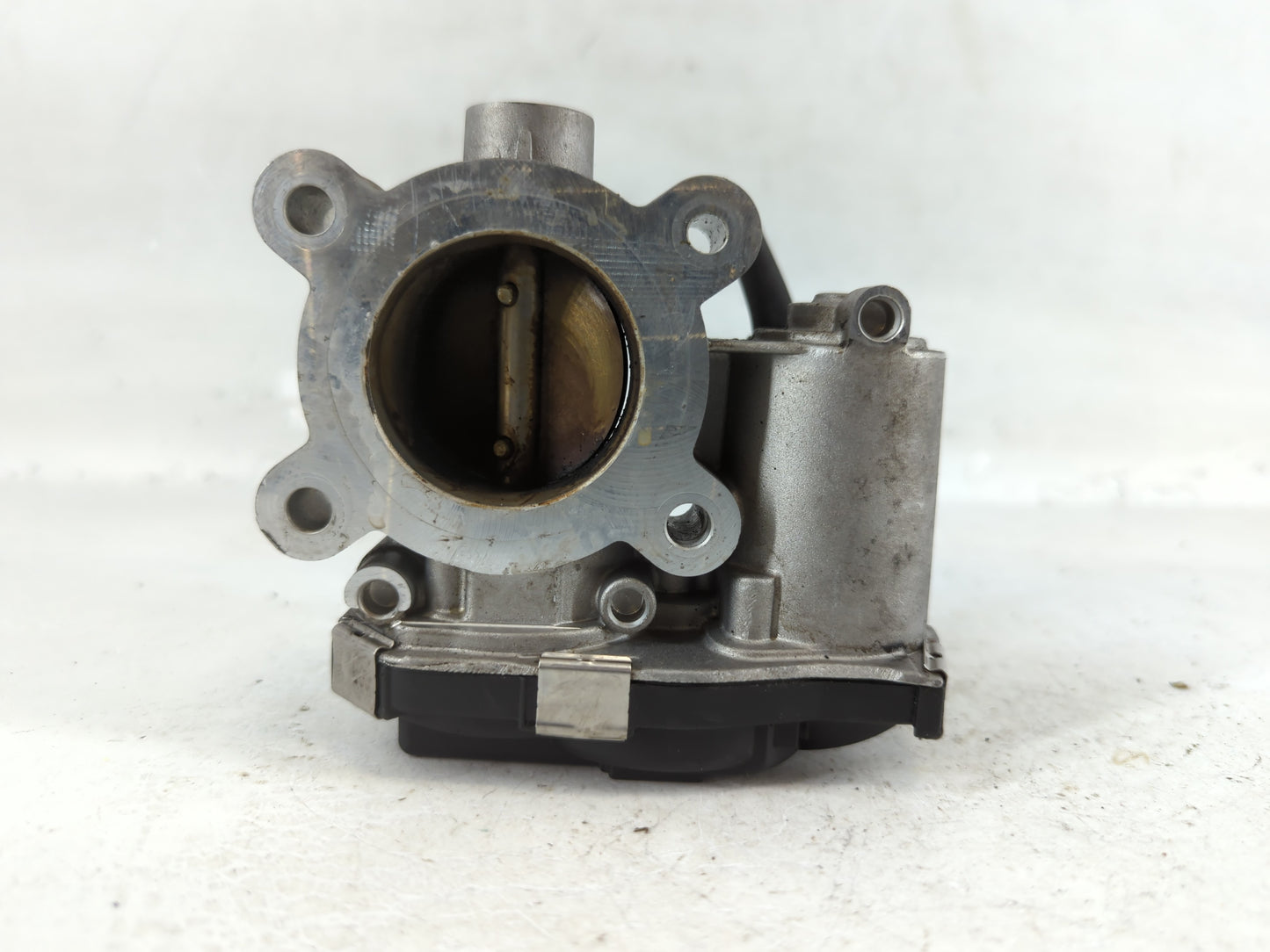 2017-2019 Chevrolet Cruze Throttle Body P/N:12671379AA Fits Fits 2016 2017 2018 2019 2020 2021 2022 OEM Used Auto Parts - Oe