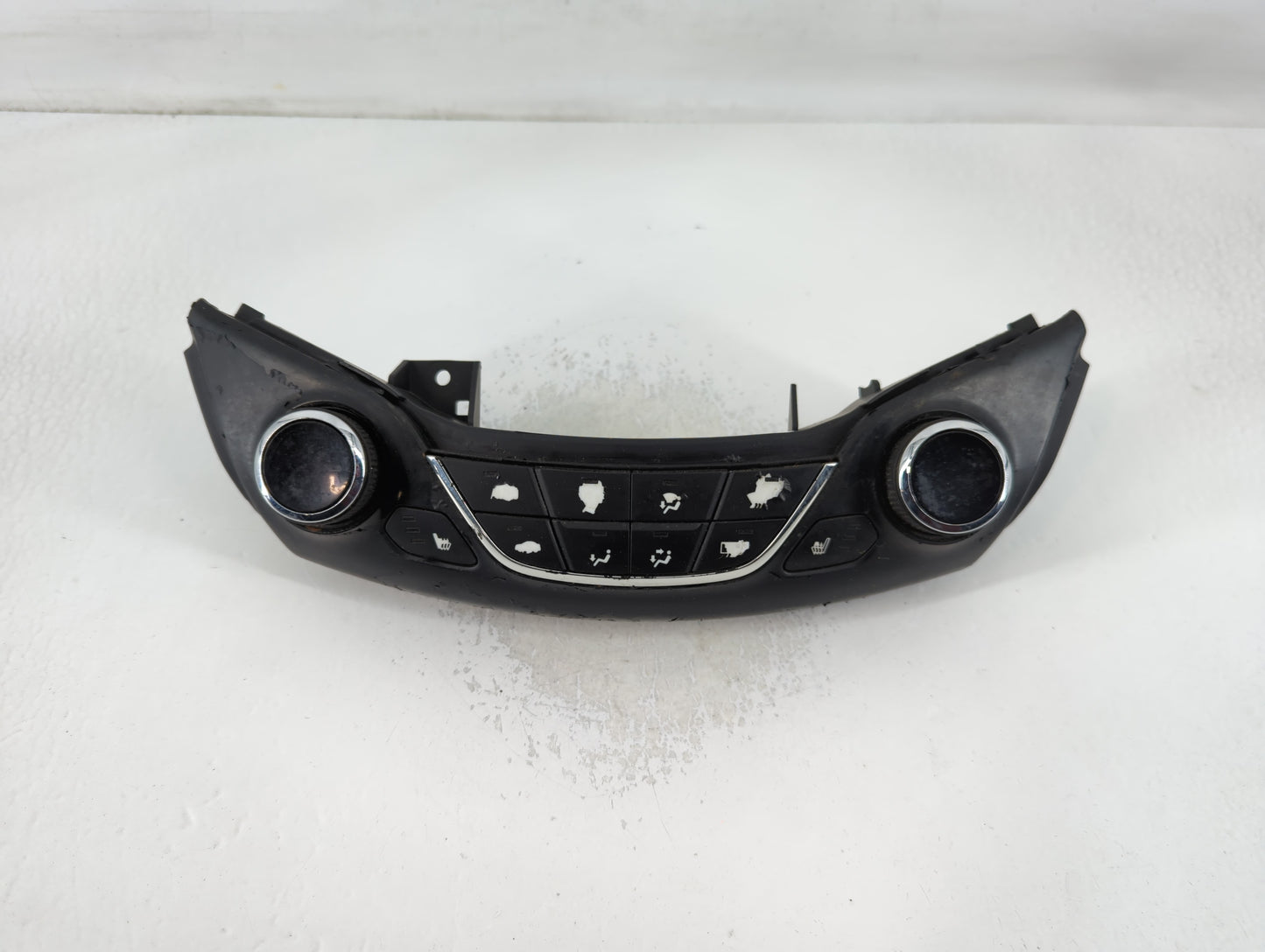 2019 Chevrolet Cruze Climate Control Module Temperature AC/Heater Replacement P/N:42543599 Fits OEM Used Auto Parts - Oemuse
