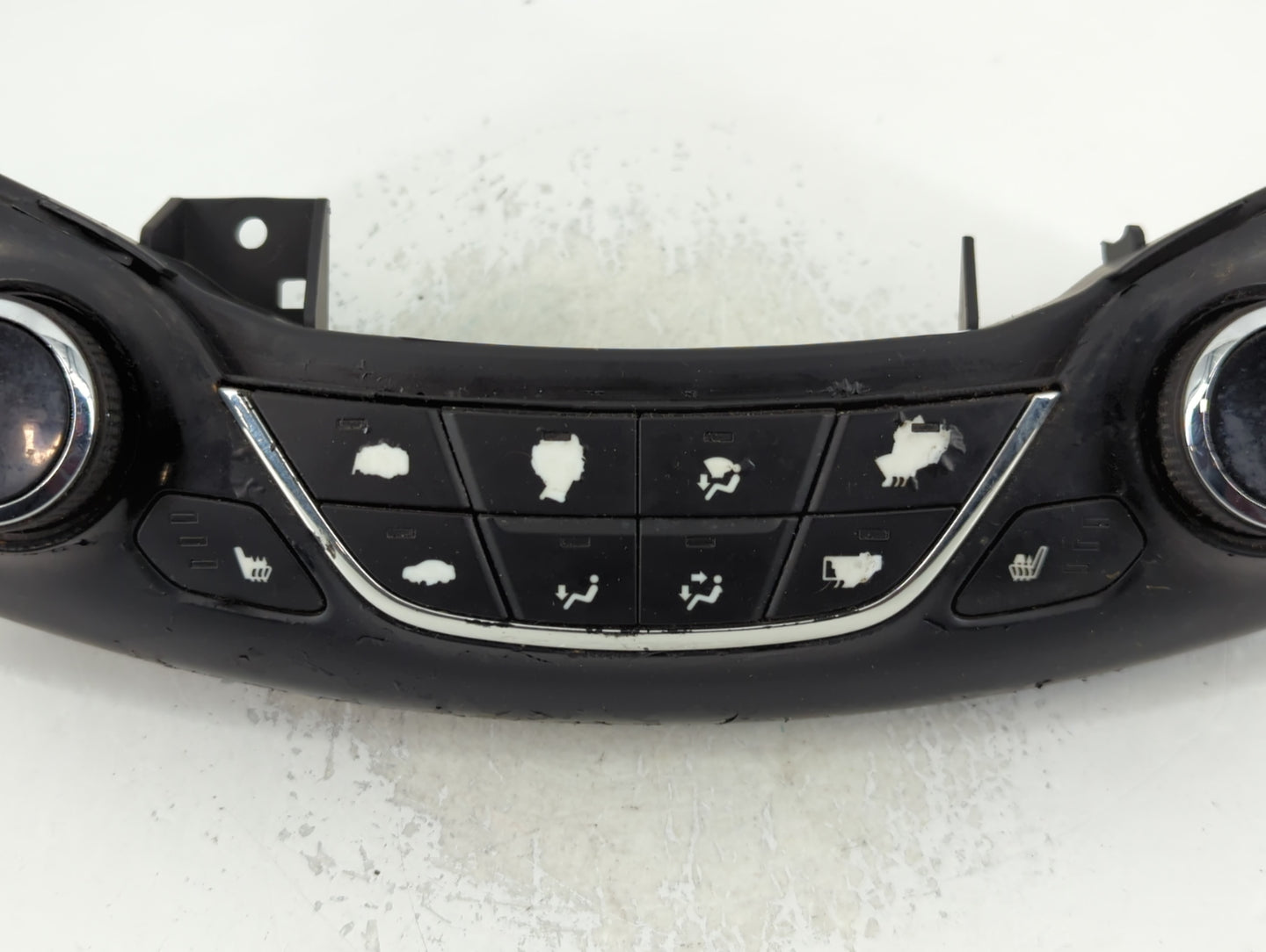 2019 Chevrolet Cruze Climate Control Module Temperature AC/Heater Replacement P/N:42543599 Fits OEM Used Auto Parts - Oemuse
