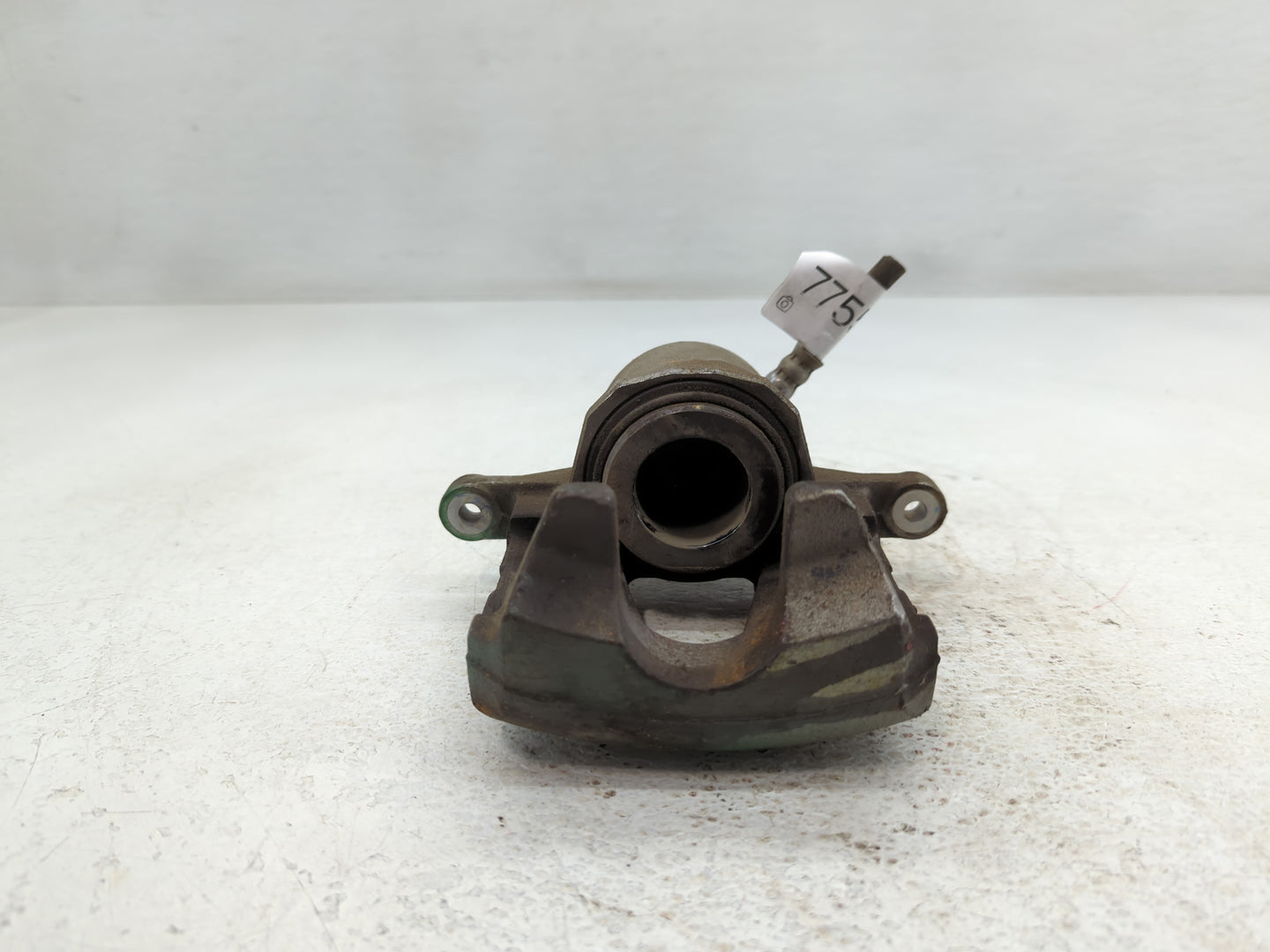 2016-2019 Chevrolet Cruze Front Driver Left Brake Caliper - Oemusedautoparts1.com