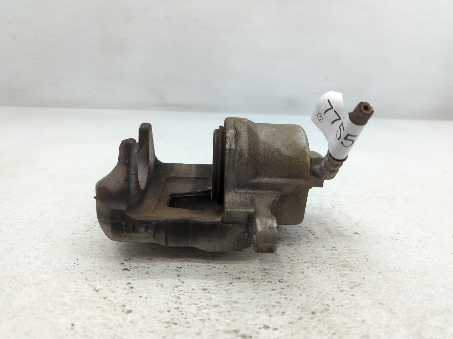 2016-2019 Chevrolet Cruze Front Driver Left Brake Caliper - Oemusedautoparts1.com