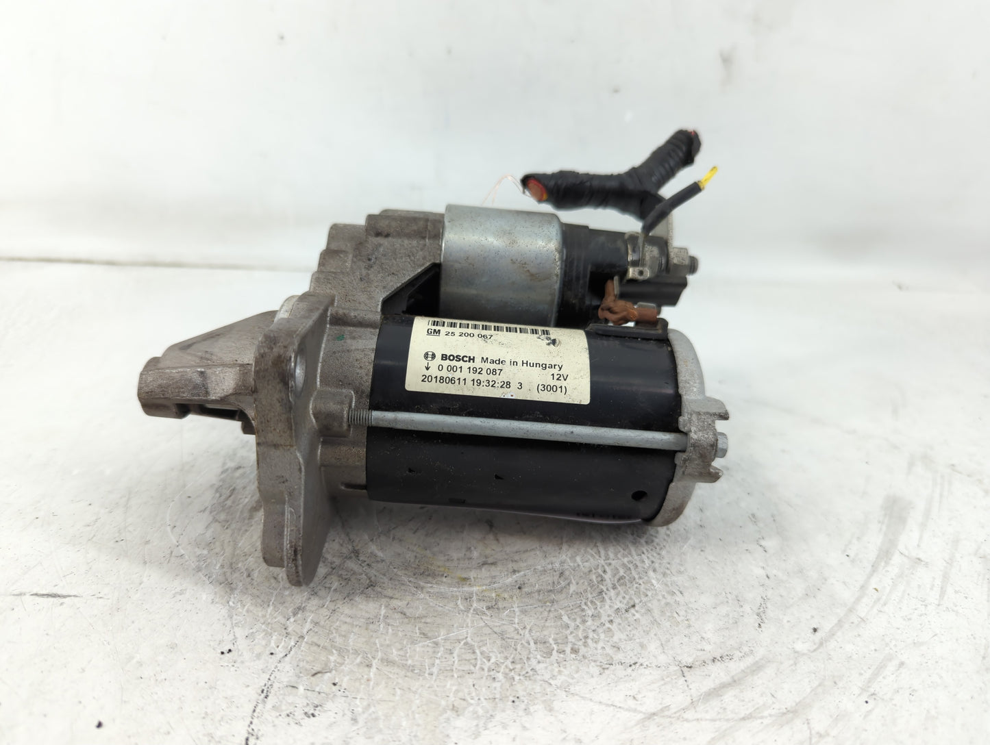 2017-2019 Chevrolet Cruze Car Starter Motor Solenoid OEM P/N:0 001 192 087 Fits Fits 2017 2018 2019 OEM Used Auto Parts - Oe