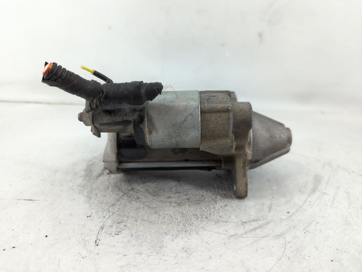 2017-2019 Chevrolet Cruze Car Starter Motor Solenoid OEM P/N:0 001 192 087 Fits Fits 2017 2018 2019 OEM Used Auto Parts - Oe
