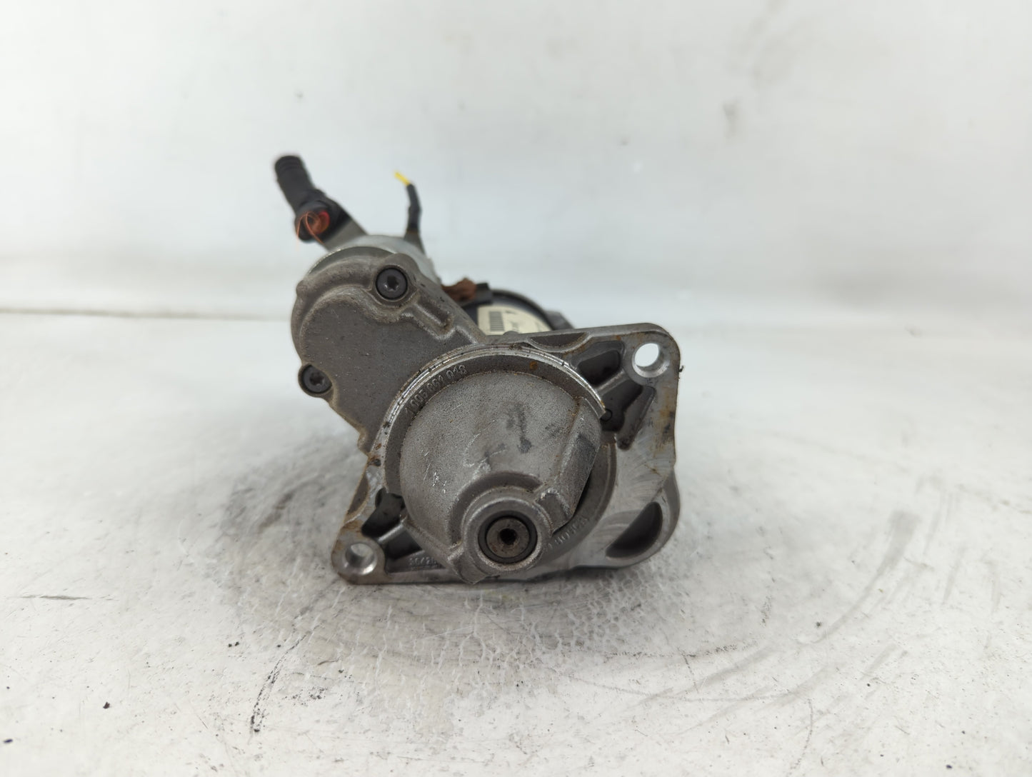 2017-2019 Chevrolet Cruze Car Starter Motor Solenoid OEM P/N:0 001 192 087 Fits Fits 2017 2018 2019 OEM Used Auto Parts - Oe