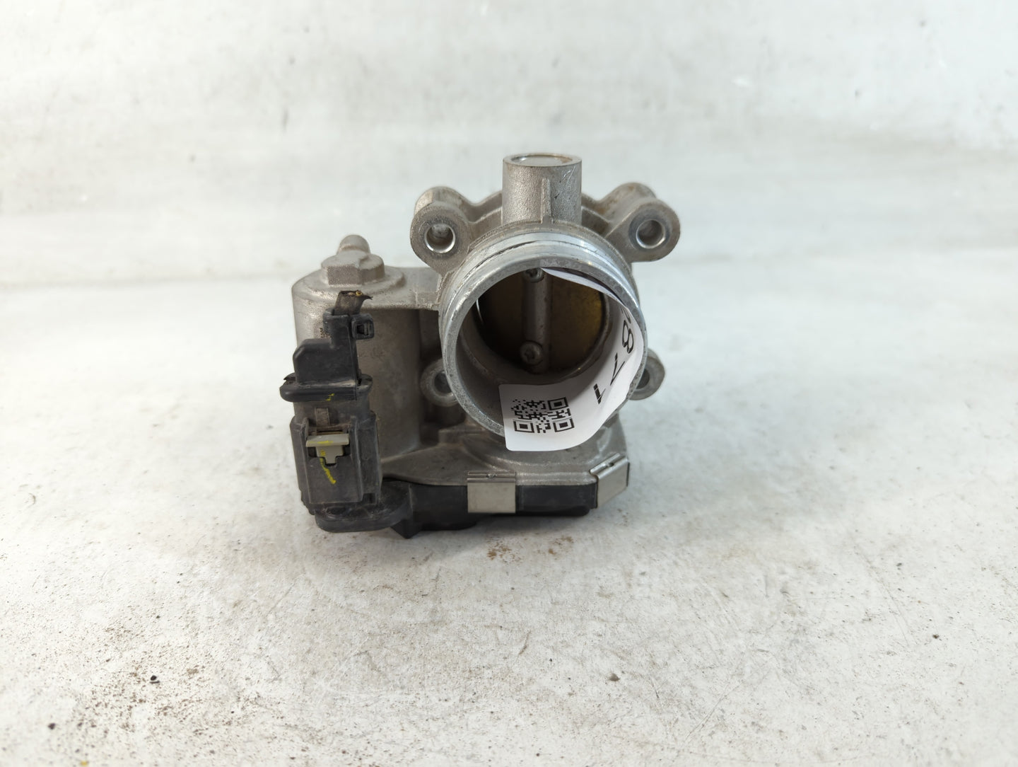 2017-2019 Chevrolet Cruze Throttle Body P/N:12671379AA Fits Fits 2016 2017 2018 2019 2020 2021 2022 OEM Used Auto Parts - Oe