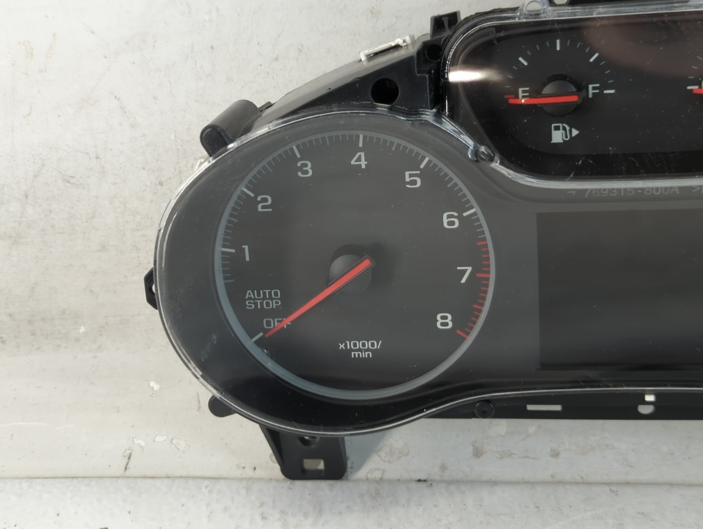 2019 Chevrolet Cruze Instrument Cluster Speedometer Gauges P/N:42686941 Fits OEM Used Auto Parts - Oemusedautoparts1.com