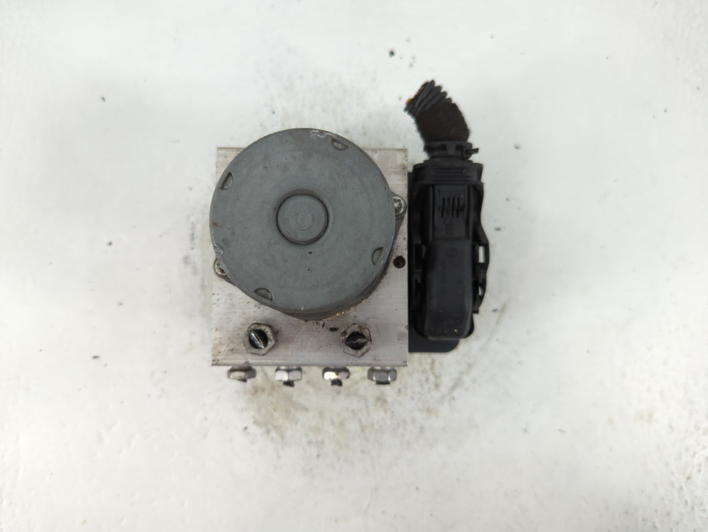 2019 Chevrolet Cruze ABS Pump Control Module Replacement P/N:39126644 065055766, 3912 6645 Fits OEM Used Auto Parts - Oemuse