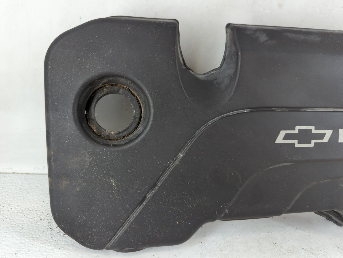 2019 Chevrolet Cruze Engine Cover - Oemusedautoparts1.com