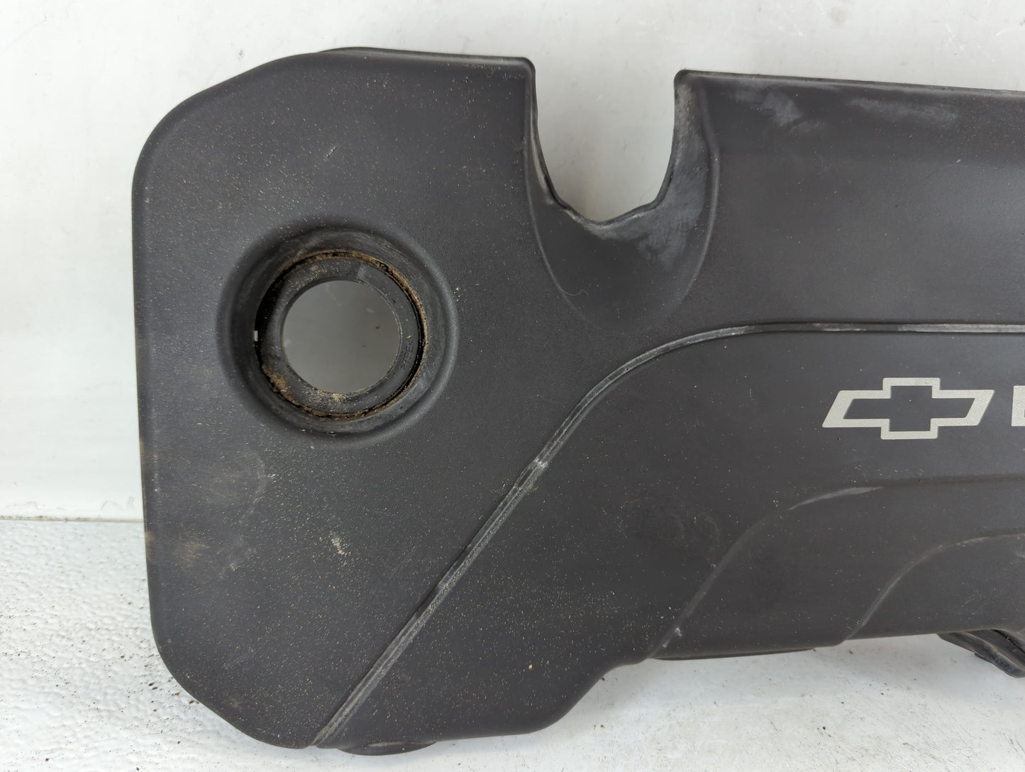 2019 Chevrolet Cruze Engine Cover - Oemusedautoparts1.com