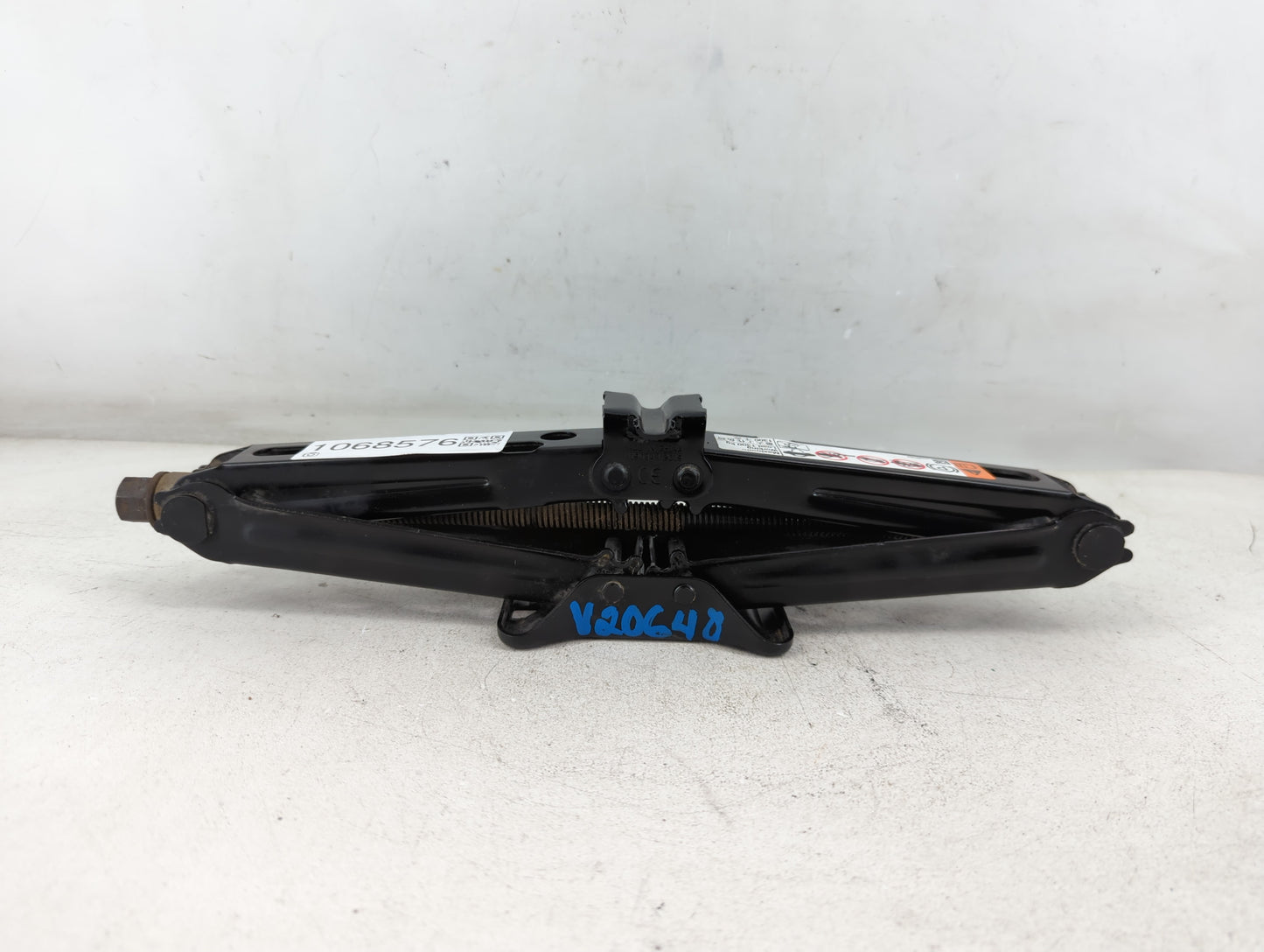2019 Chevrolet Equinox Spare Scissor Car Jack - Oemusedautoparts1.com